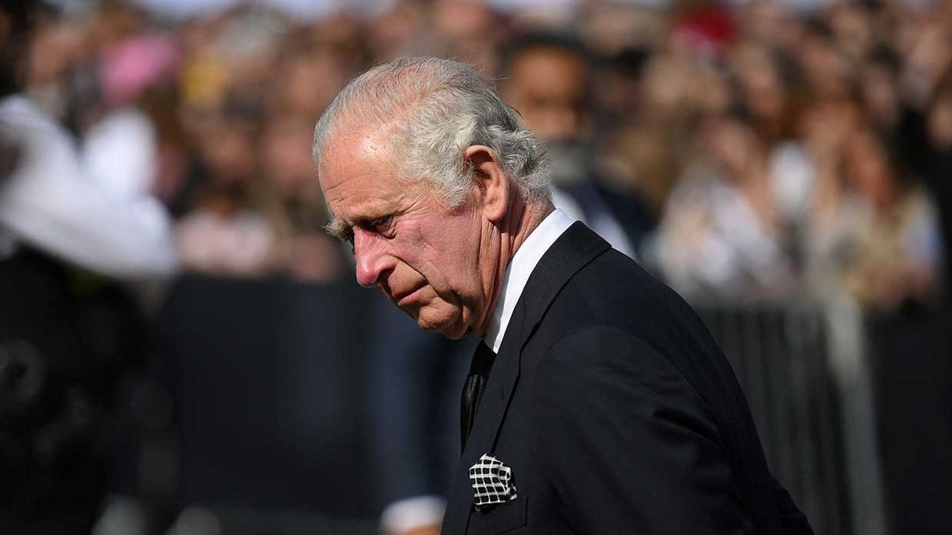 Así pasó Carlos III las horas previas al fallecimiento de la Reina