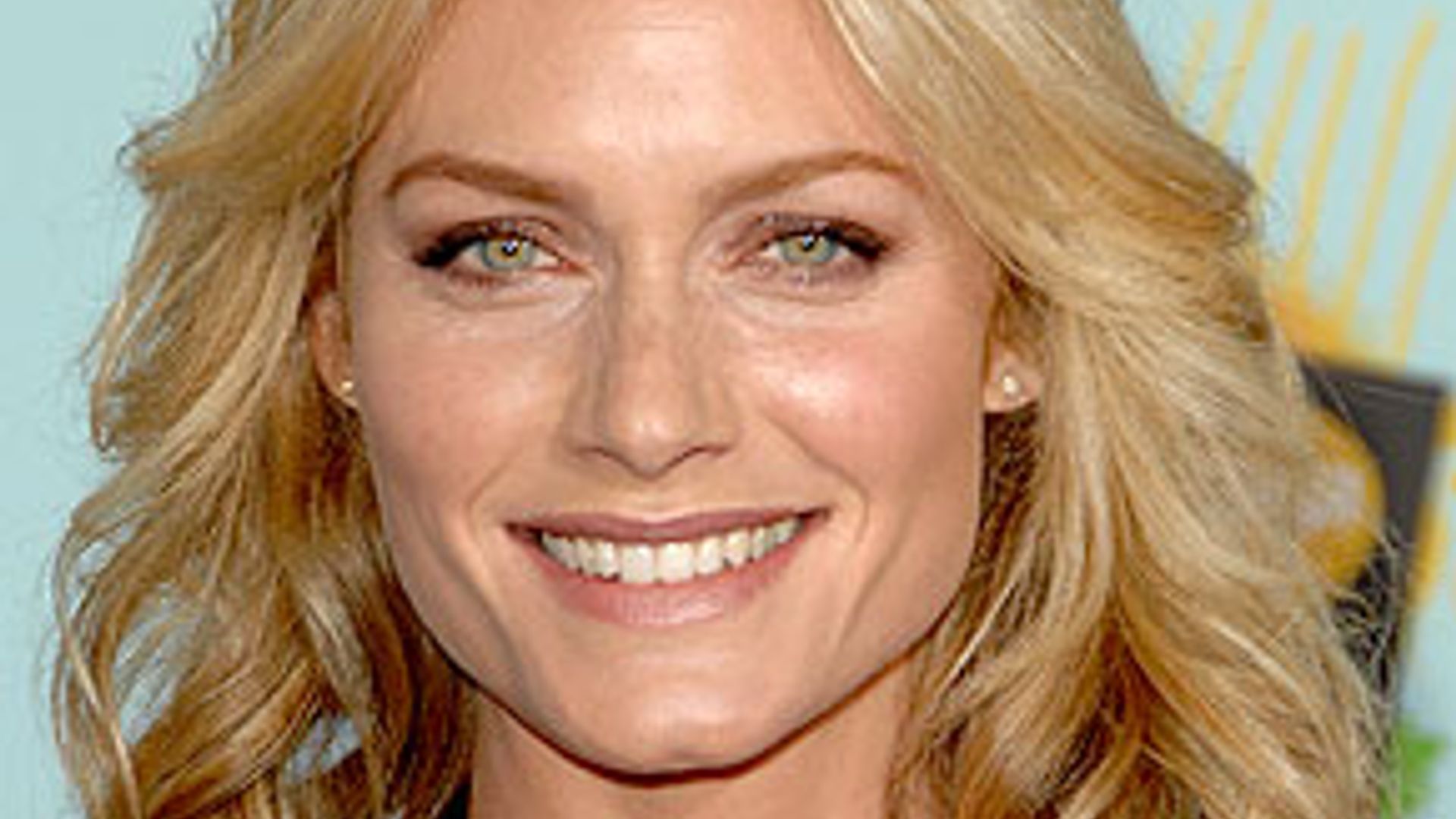 Amber Valletta - Biografías - ¡HOLA!