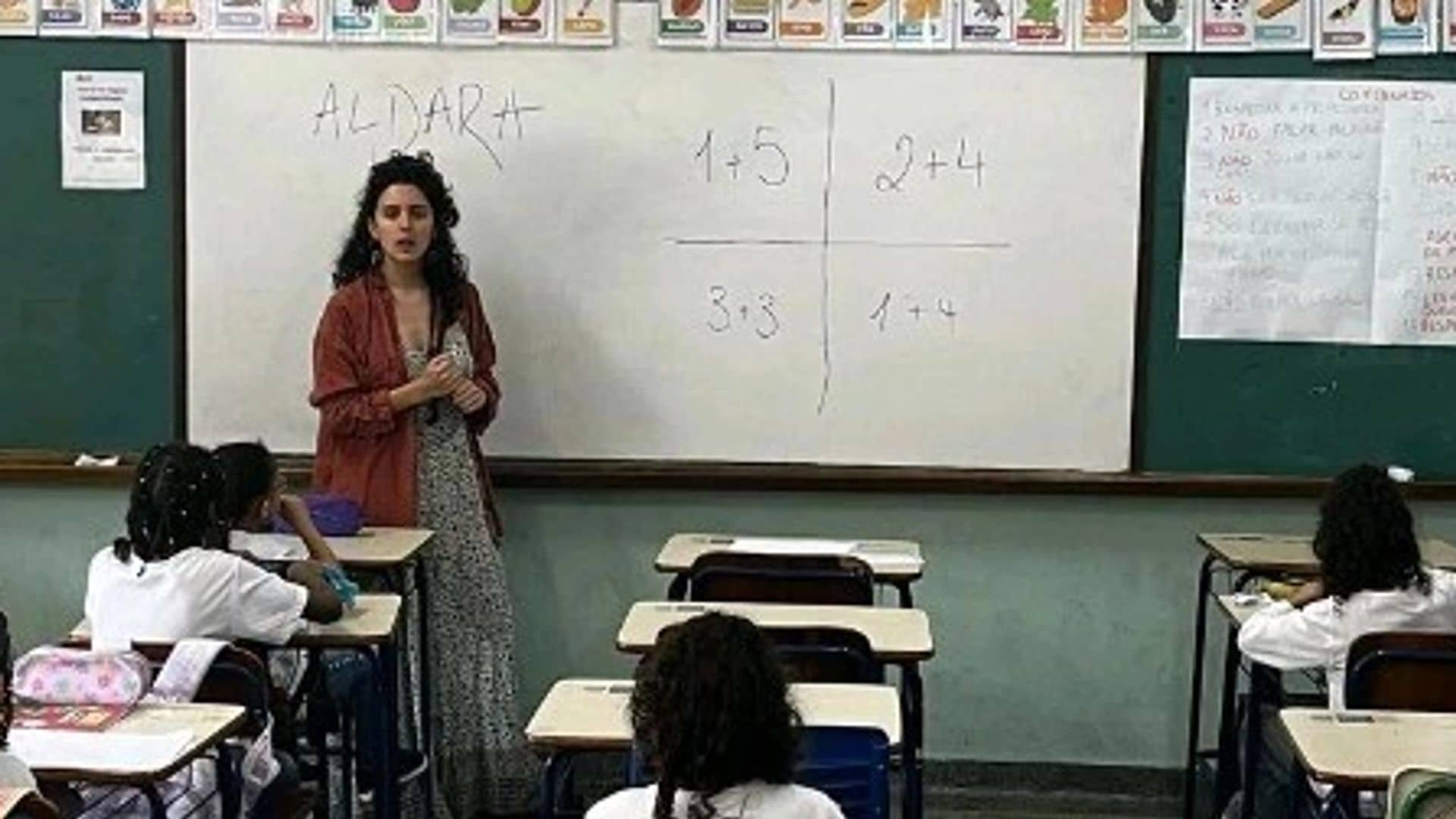 Aldara Falcó dando clase