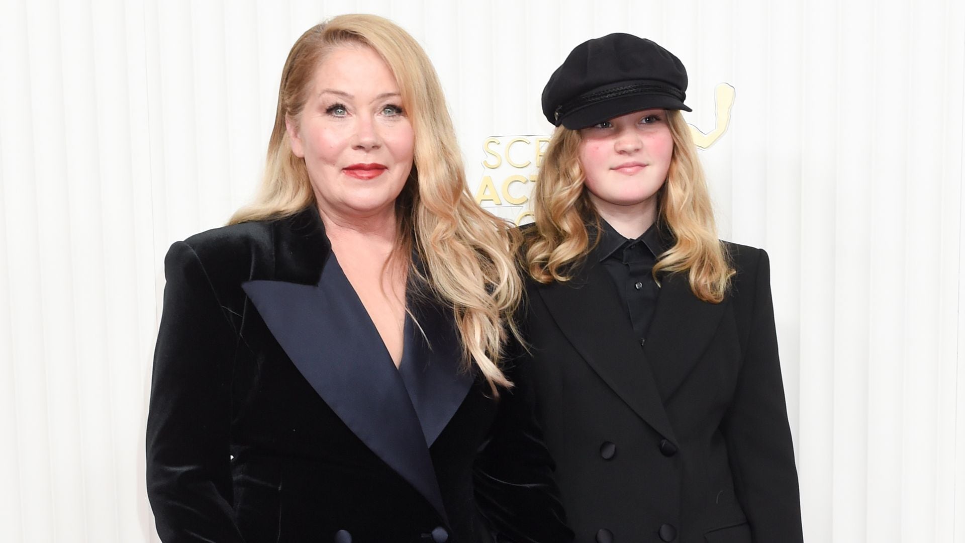 ¿Qué es el síndrome de taquicardia postural ortostática que padece la hija de Christina Applegate?
