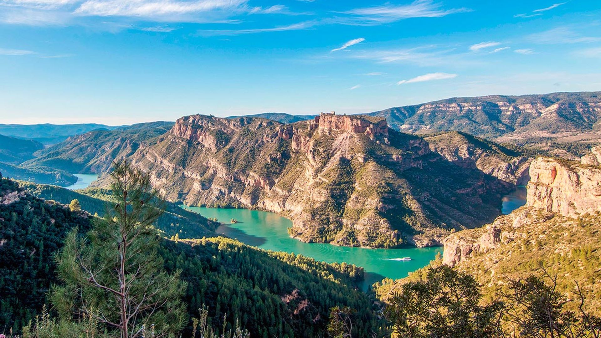 Ruta fluvial por los cañones del Júcar, la cara más insólita de Valencia