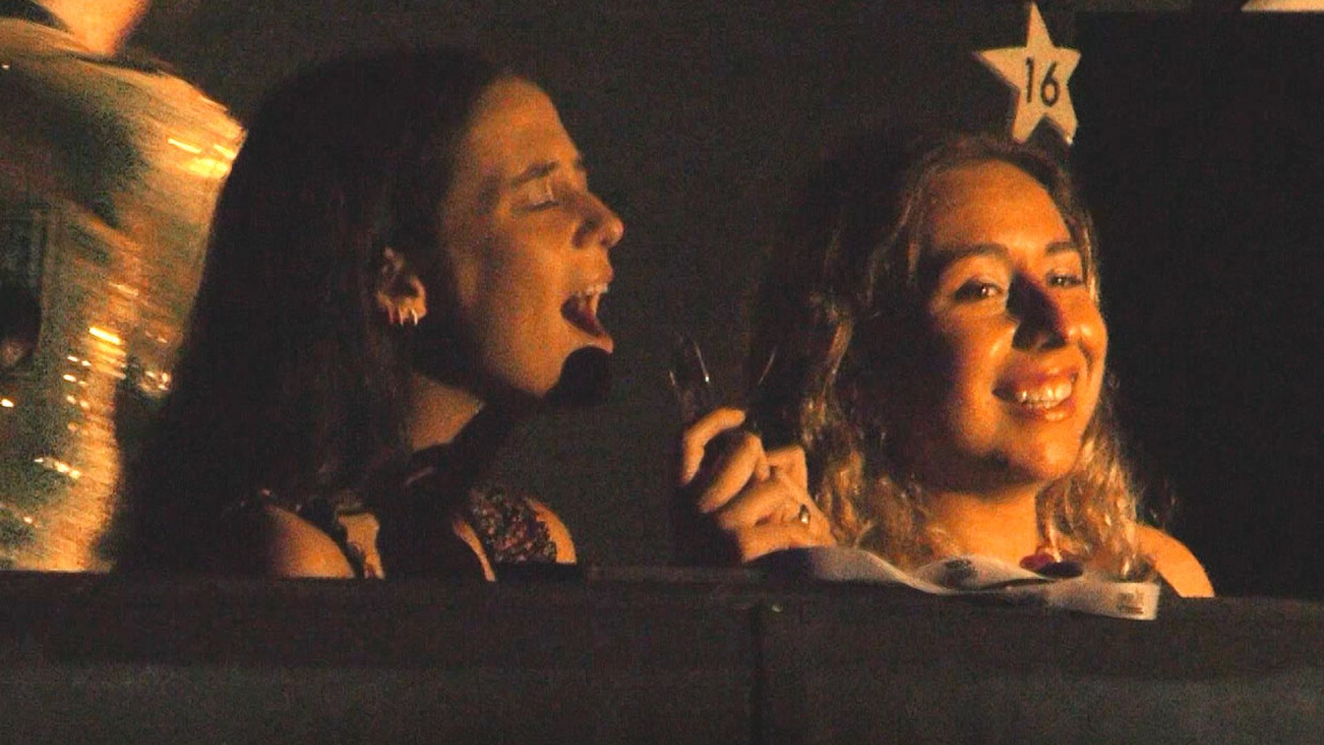 ¡Fan número uno! Victoria de Marichalar se lo pasa en grande en el concierto de Pablo López