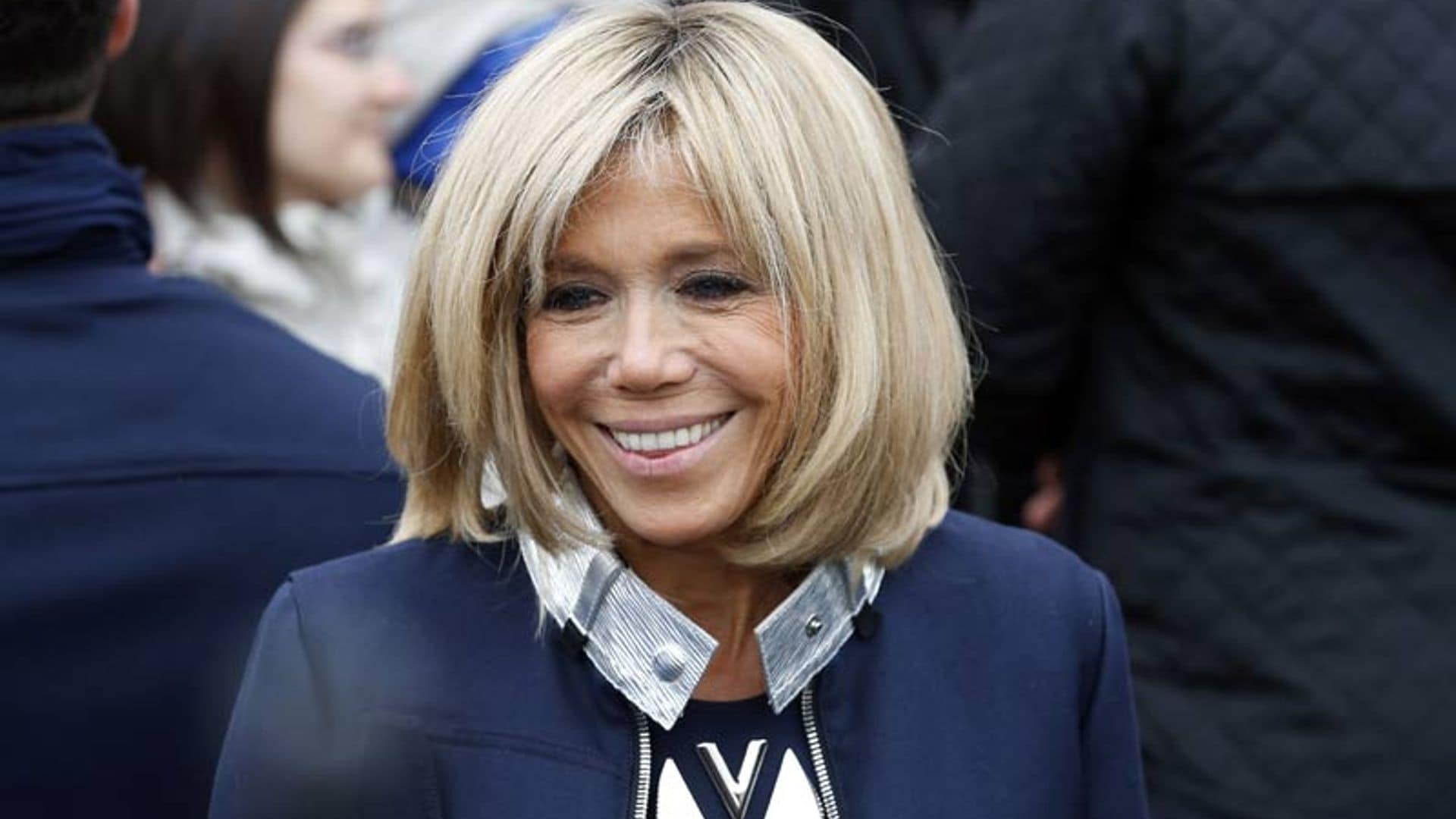 Peinados: ¿Ha encontrado Brigitte Macron su estilo como Primera Dama?
