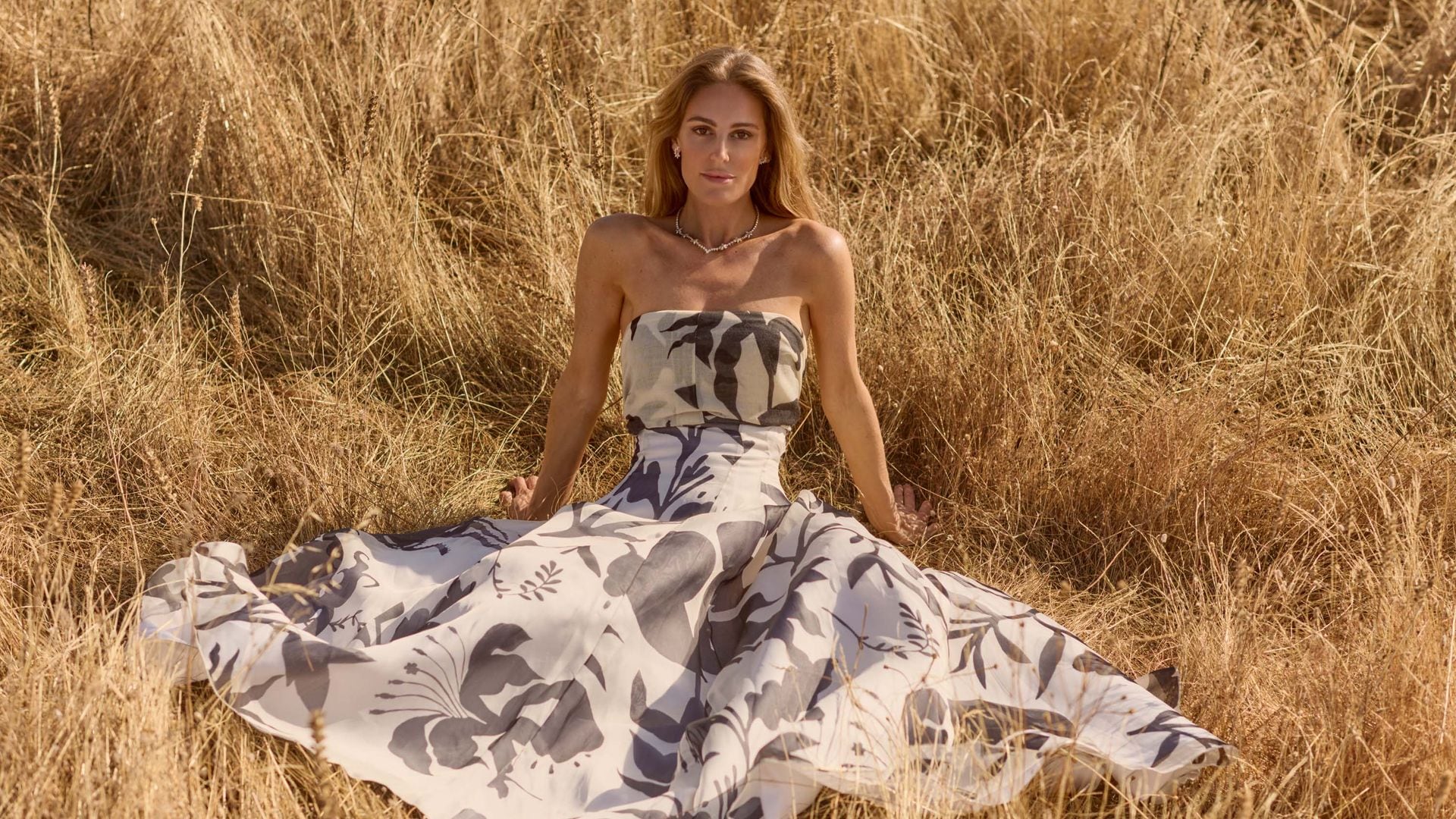 HOLA FASHION 143 Victoria Ortiz