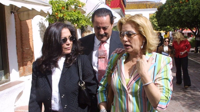 Isabel Pantoja, Julián Muñoz y Mayte Zaldivar en Marbella en el Día de Andalucía en 2003