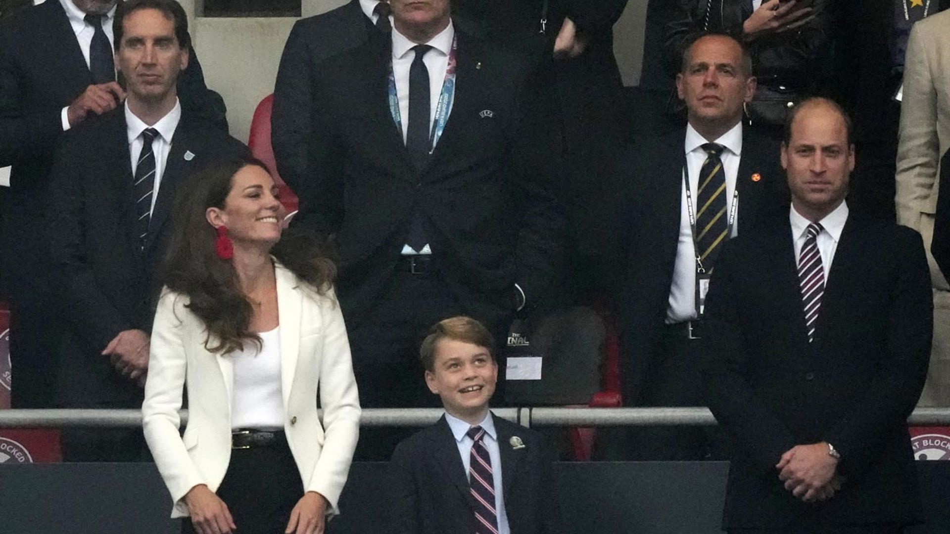 De la alegría a la tristeza: así vivió George la emocionante final de la Eurocopa