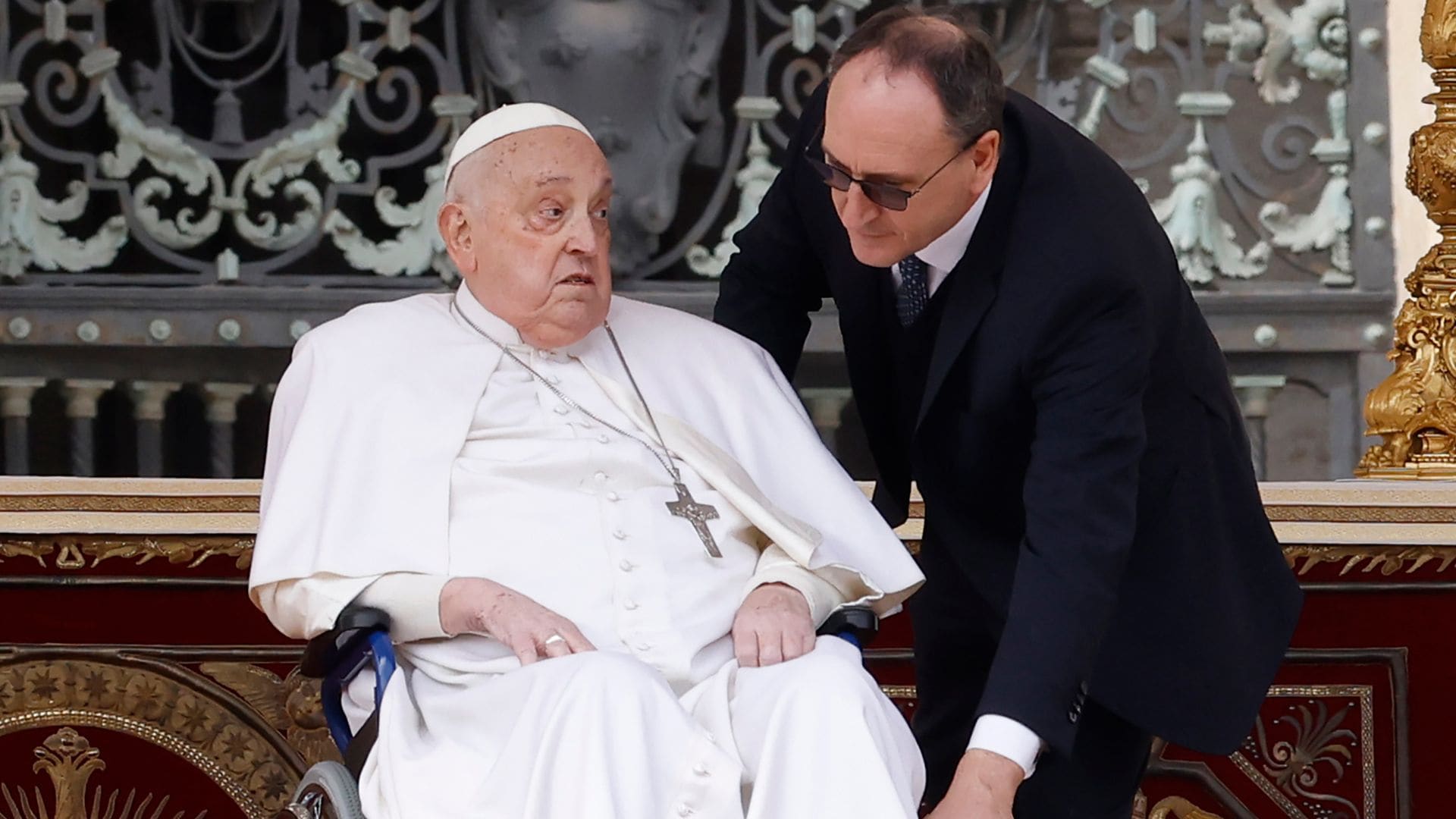 Así fueron las últimas horas de Jorge Bergoglio: 'A las 5 de la mañana se empezó a sentir mal'