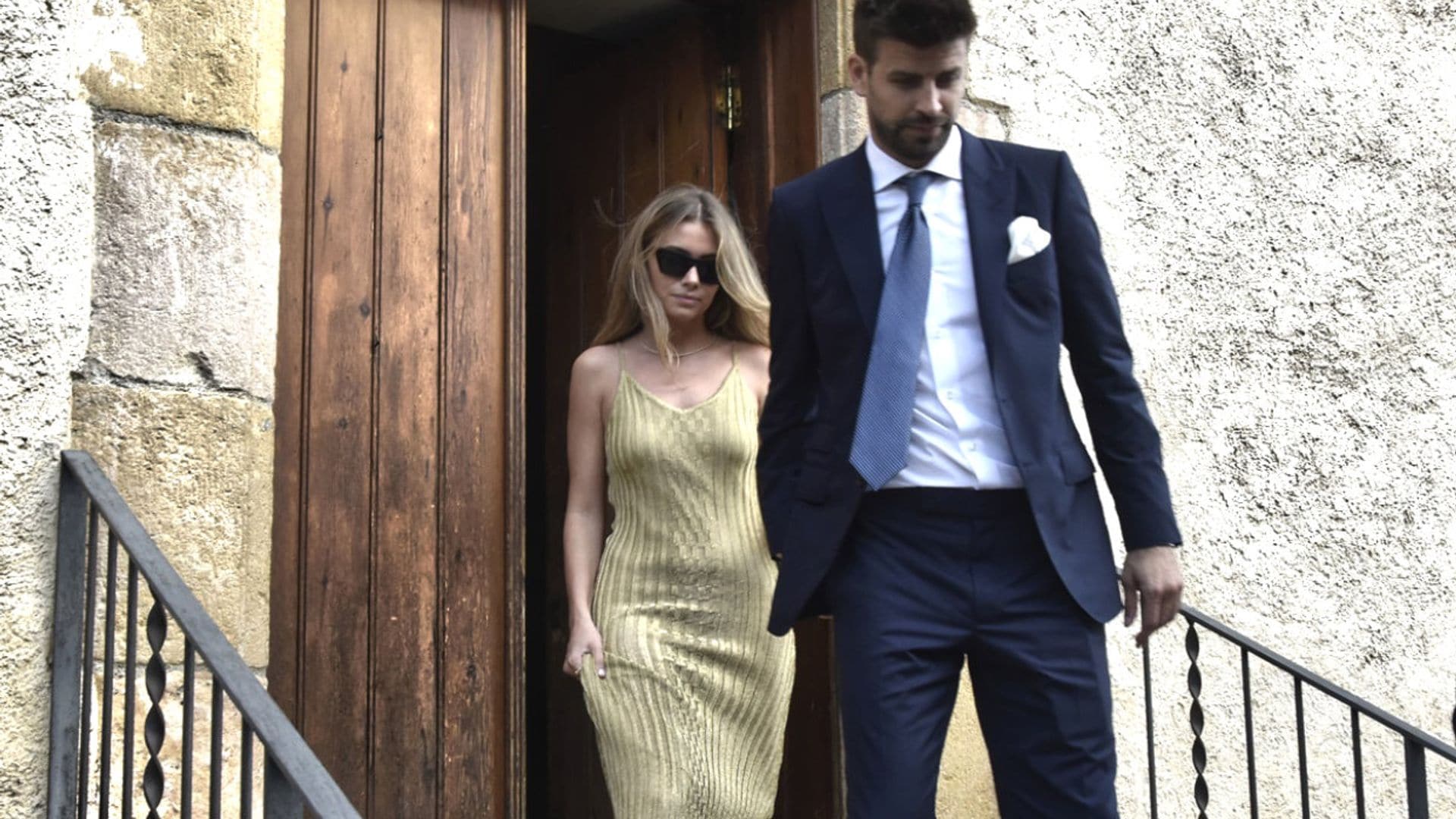 Gerard Piqué acude con Clara Chía a la boda de su hermano Marc, que se ha casado con María Valls en Barcelona