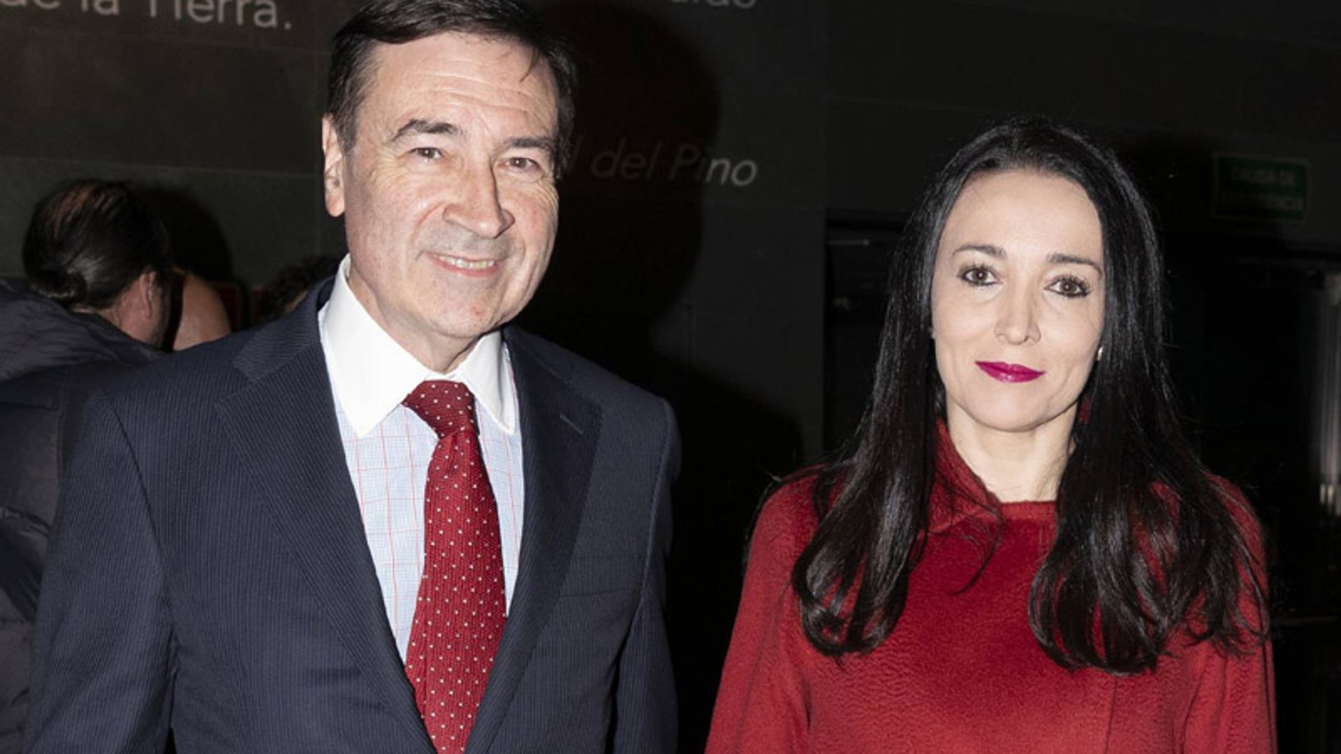 Pedro J. Ramírez y su mujer, Cruz Sánchez de Lara, en la presentación del libro de Manuel Valls