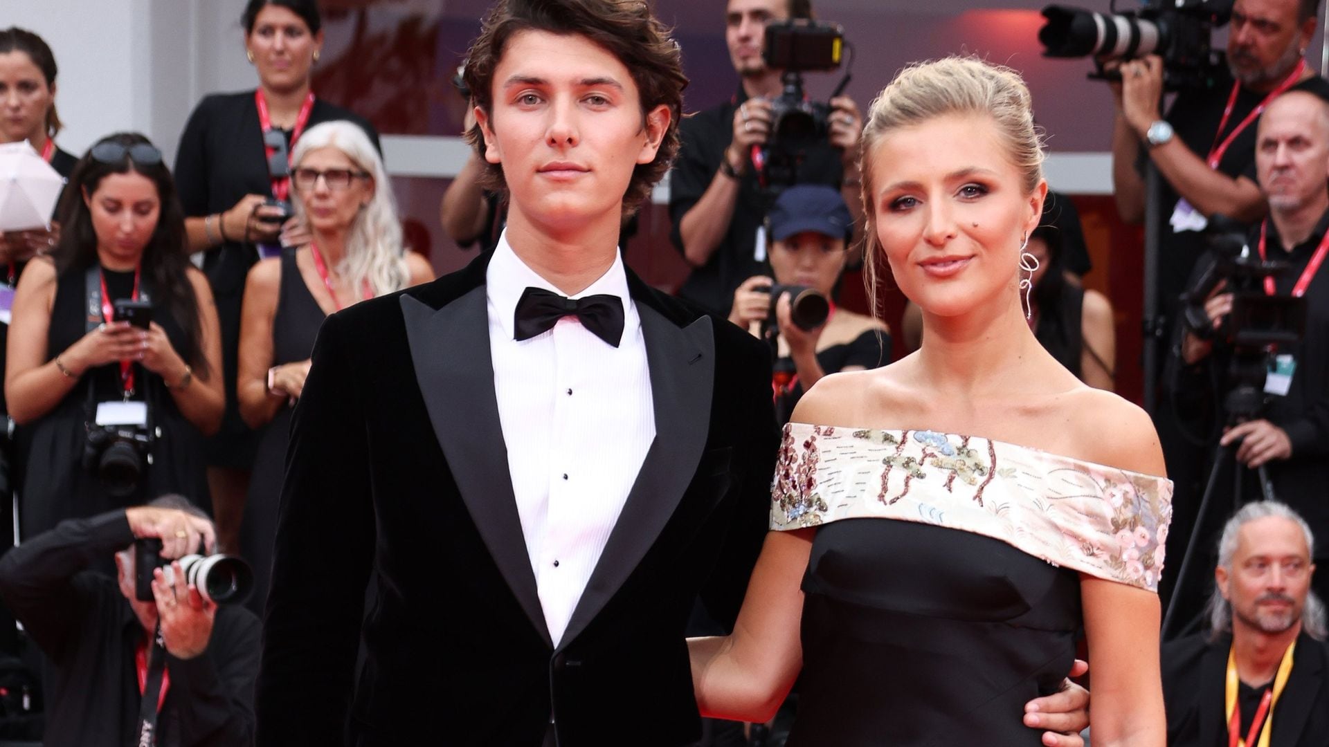  Nicolás de Dinamarca y Benedikte Thoustroup en el Festival de Venecia