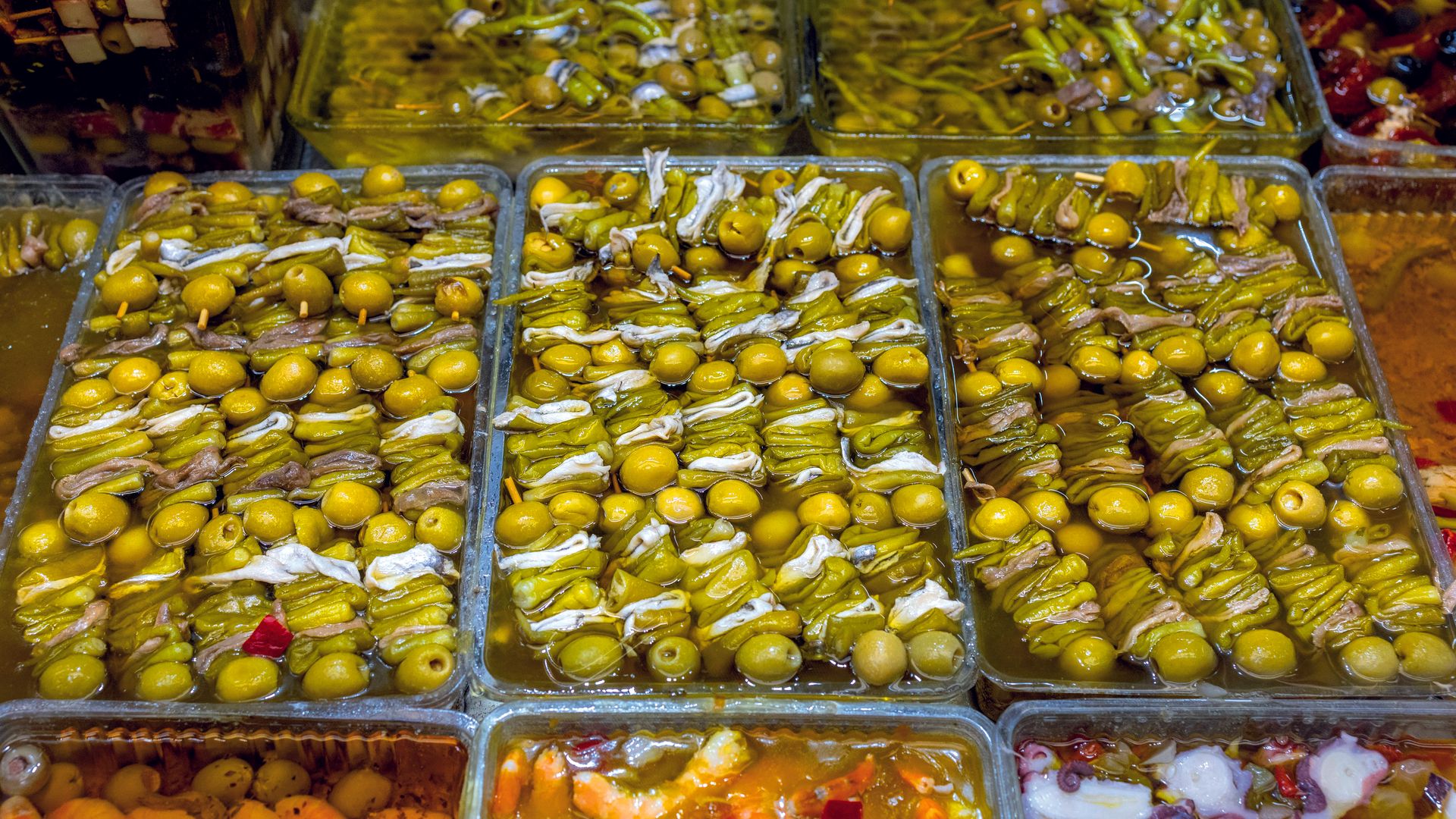 Las aceitunas y gildas de Illana en el mercado de Chamberí de Madrid
