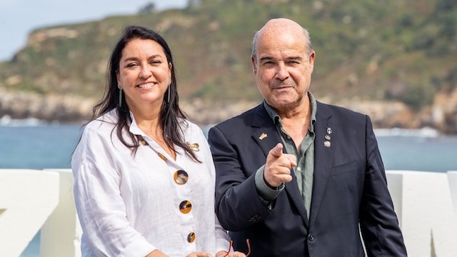 Ana Perez-Lorente (L) and Antonio Resines attend the 'Historias De Nuetro Cine (Stories of Our Cinema)' Photocall during the 67th San Sebastian Film Festival in the northern Spanish Basque city of San Sebastian on September 24, 2019. (Photo by Manuel Romano/NurPhoto via Getty Images)