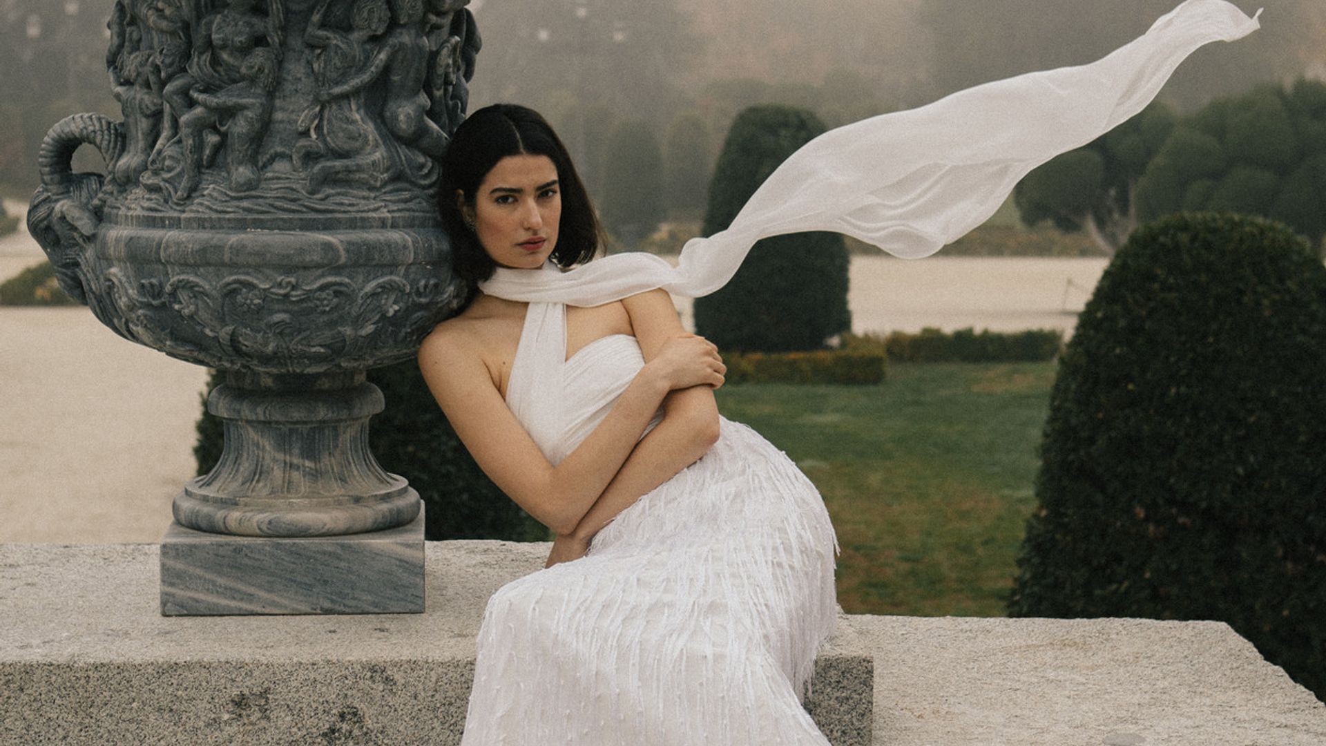 La primera colección de vestidos de novia de Jorge Redondo está llena de diseños contemporáneos y de tendencia