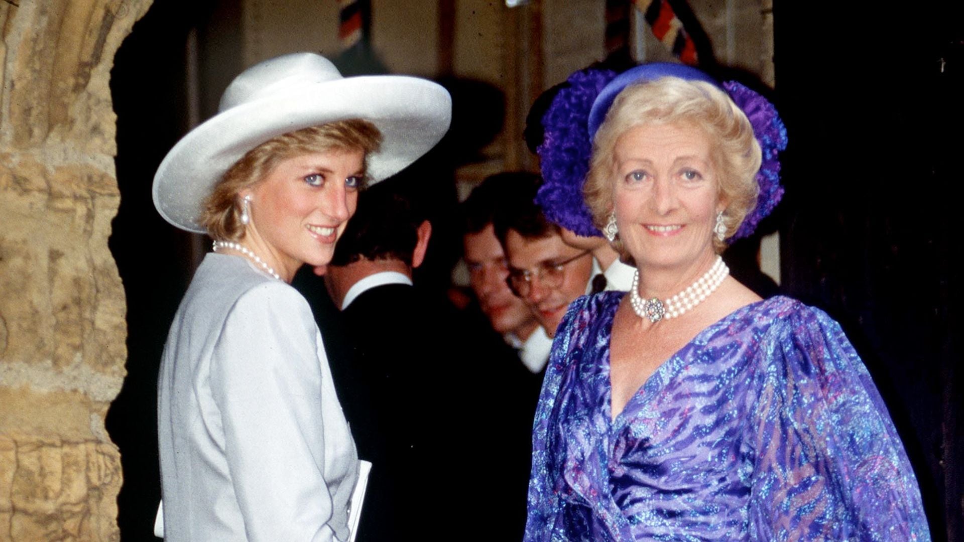 La tensa relación de Diana de Gales con su madre que estalló el día de su boda con Carlos de Inglaterra
