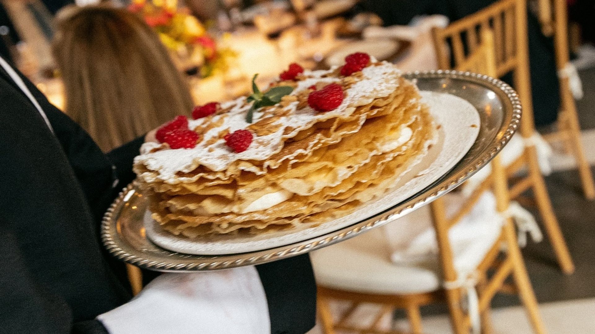 Tartas en las que sí merece la pena invertir en bodas de otoño, de la árabe a la 'naked cake': "Son un éxito garantizado"
