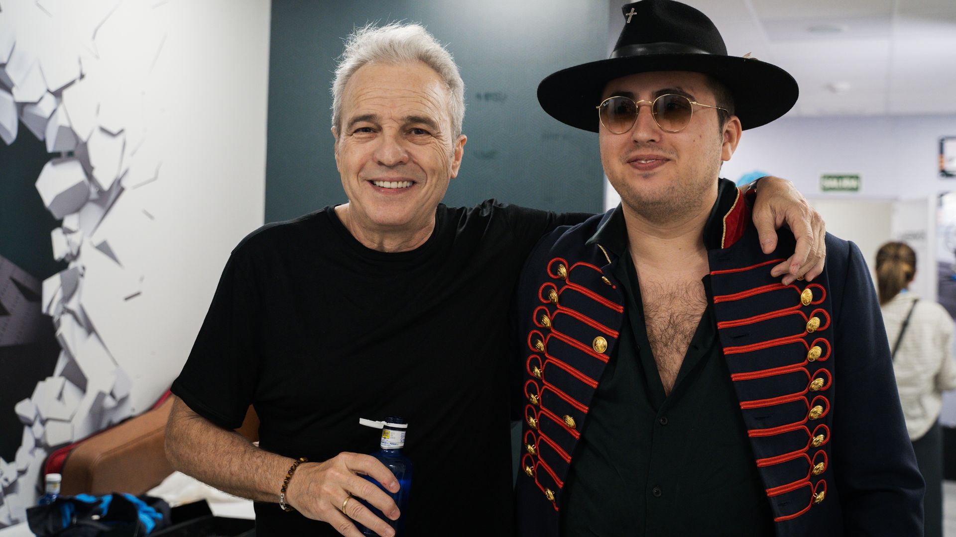 David Summers con su hijo, Dani, minutos antes de actuar
