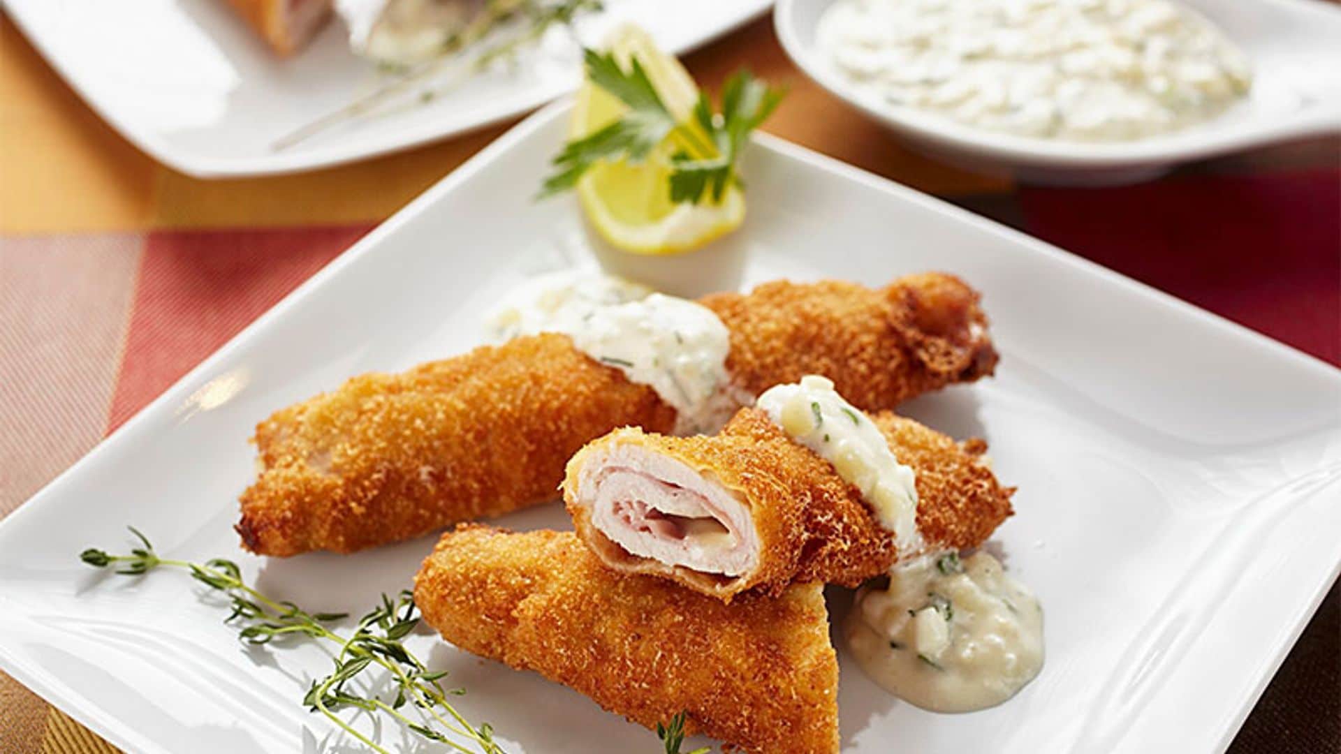Cordon Bleu de pollo con salsa tártara