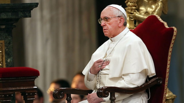 El papa Francisco en la basílica Santa María la Mayor el 4 de junio de 2023