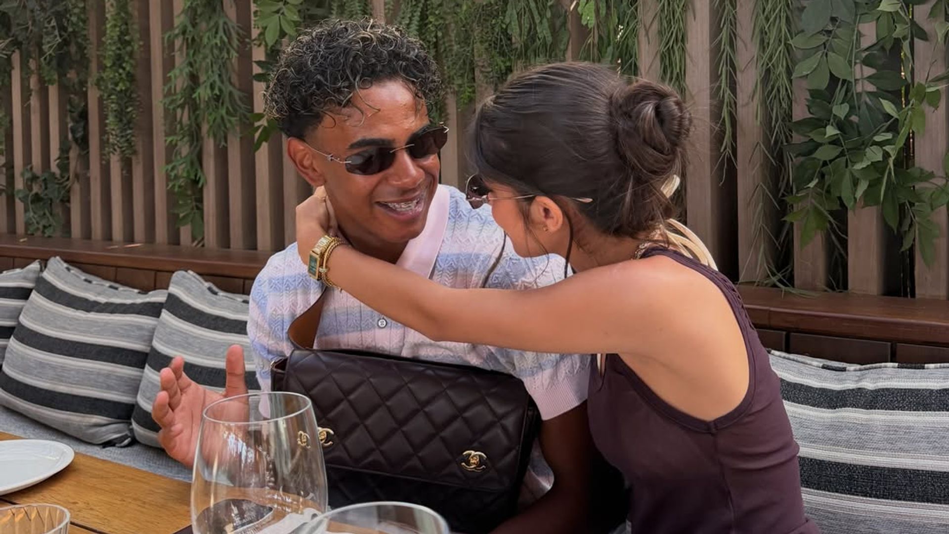 La reacción de Lamine Yamal al escuchar el nombre de su ex, Nicki Nicole, mientras Inés García revela por qué ha acabado en el hospital