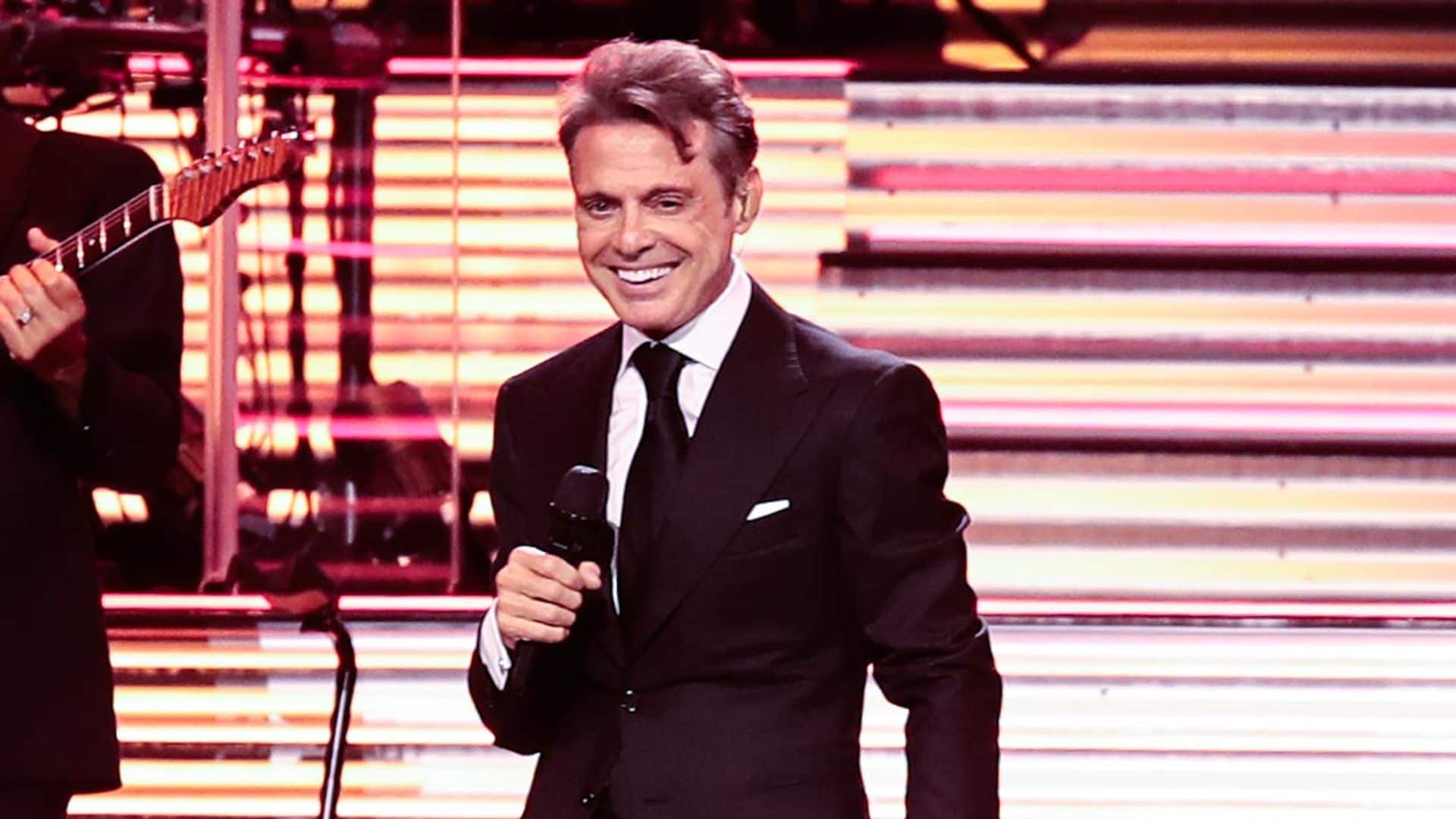 Las imágenes de Luis Miguel en su esperado regreso a los escenarios