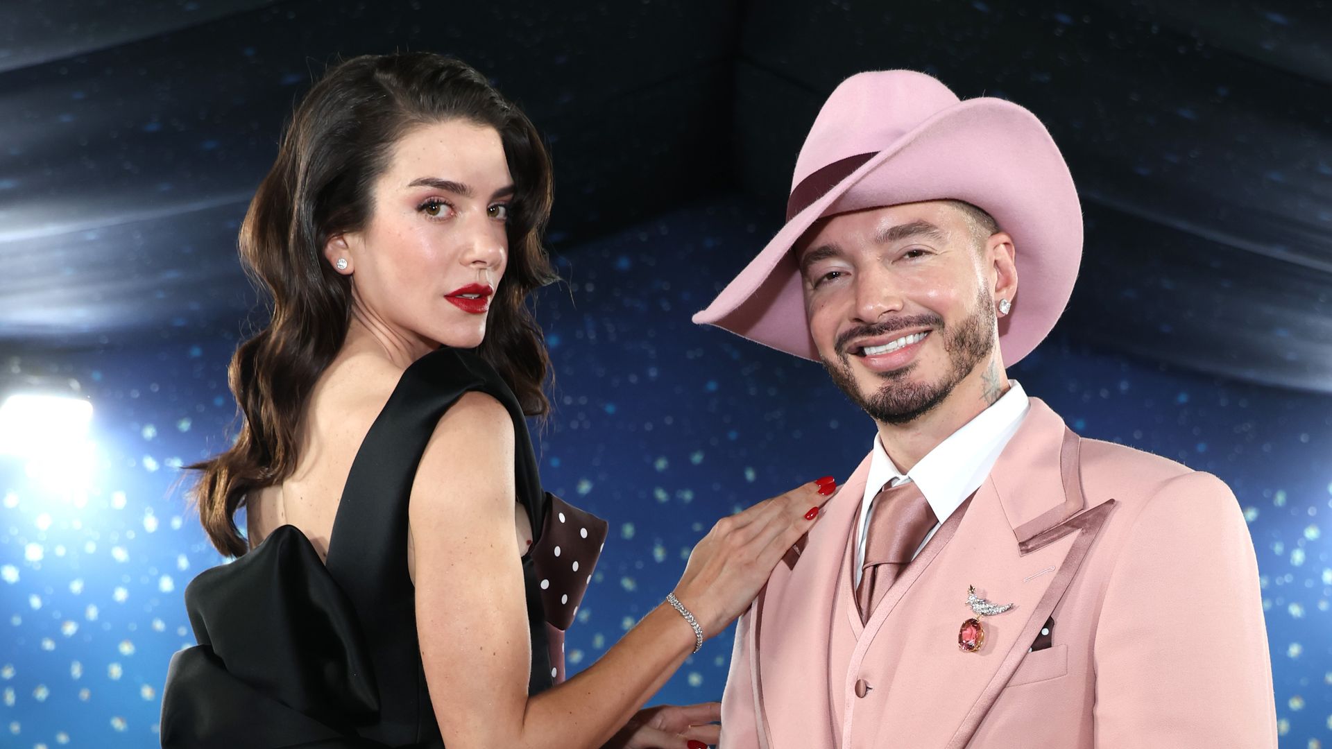 La sorpresa de Valentina Ferrer a J Balvin en la celebración de su 40 cumpleaños