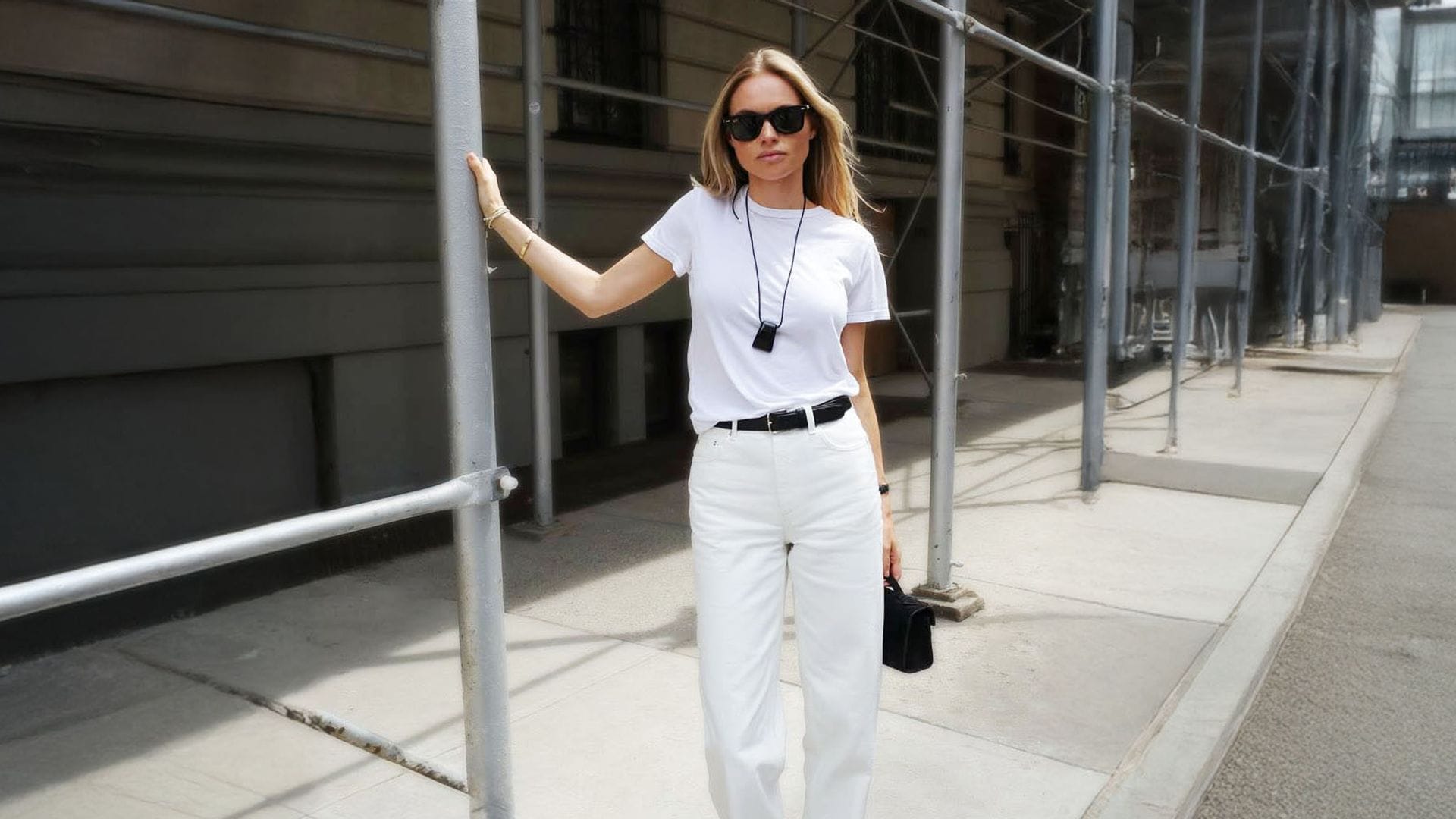 Cómo vestir de lunes a domingo con camisetas blancas e innovar cada día de la semana