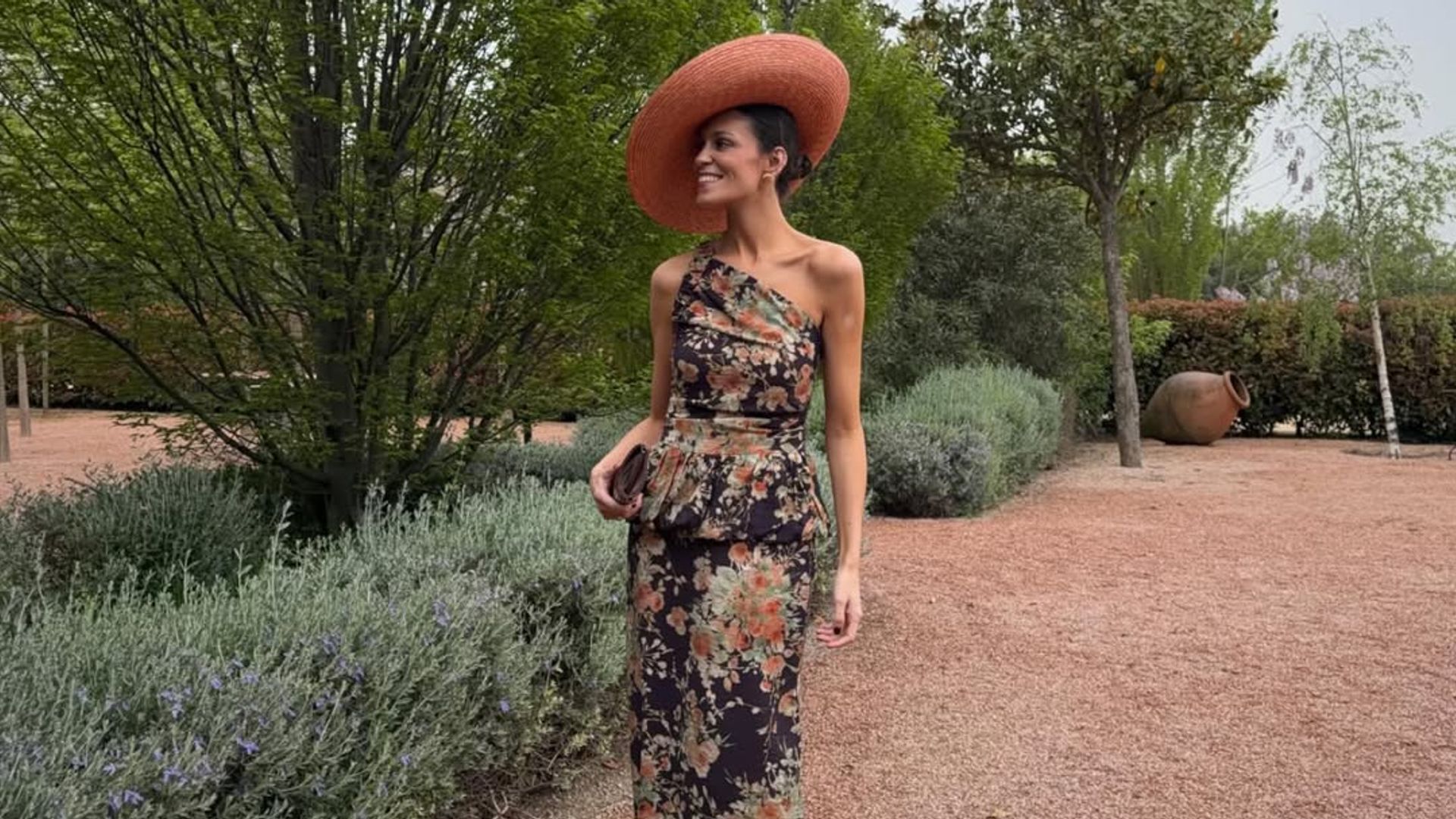 De la pamela ladeada de Lucía Páramo al vestido viral de Rocío Laffón: las invitadas más top del fin de semana