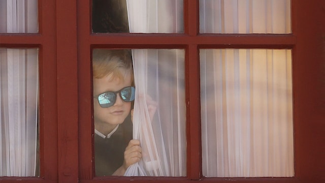 mini royals video1