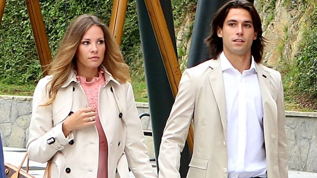 jota peleteiro y jessica bueno mas unidos en su nueva vida en birmingham