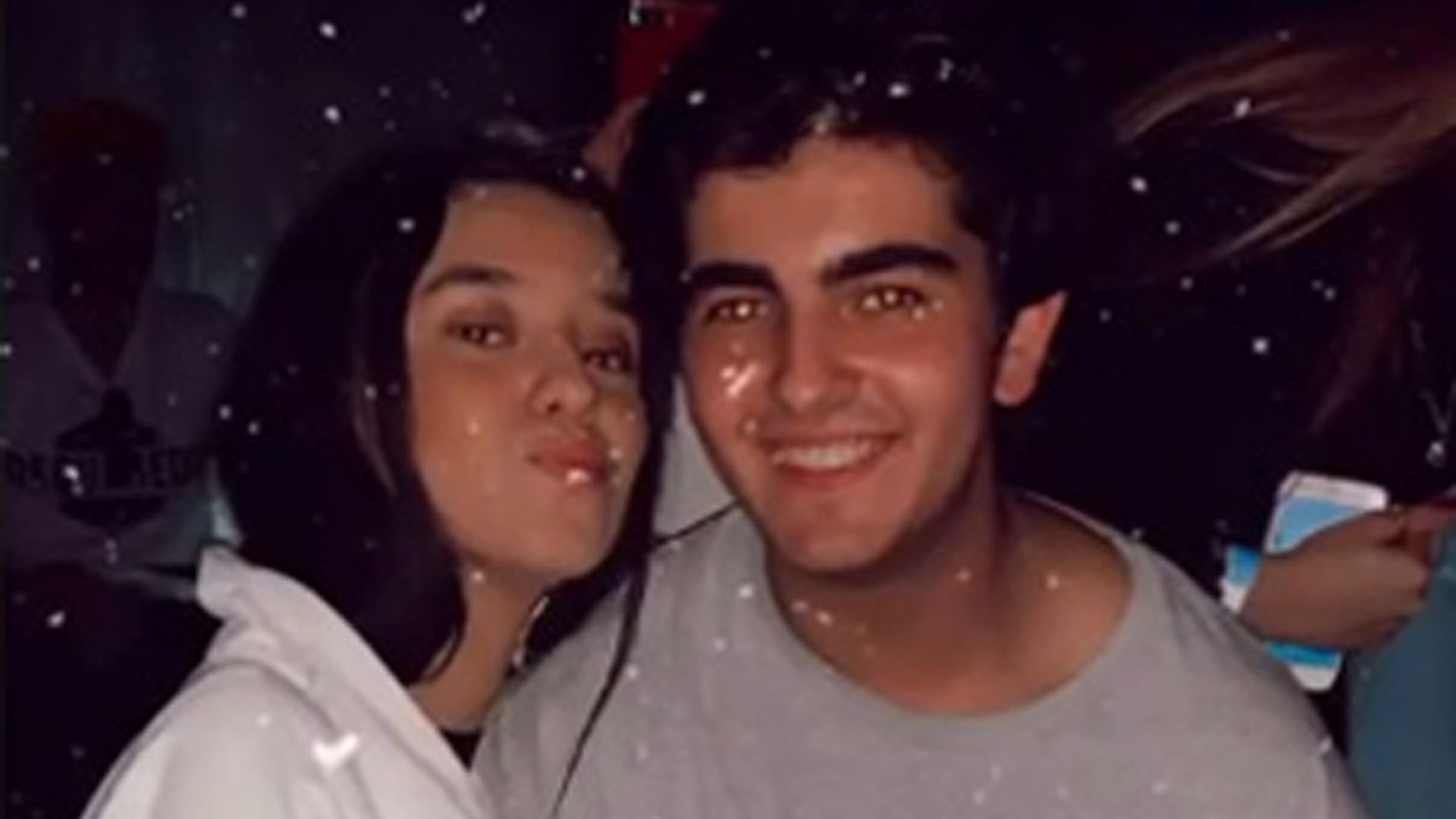 Victoria Federica y Jorge Bárcenas viven su amor entre amigos, buena música y sushi