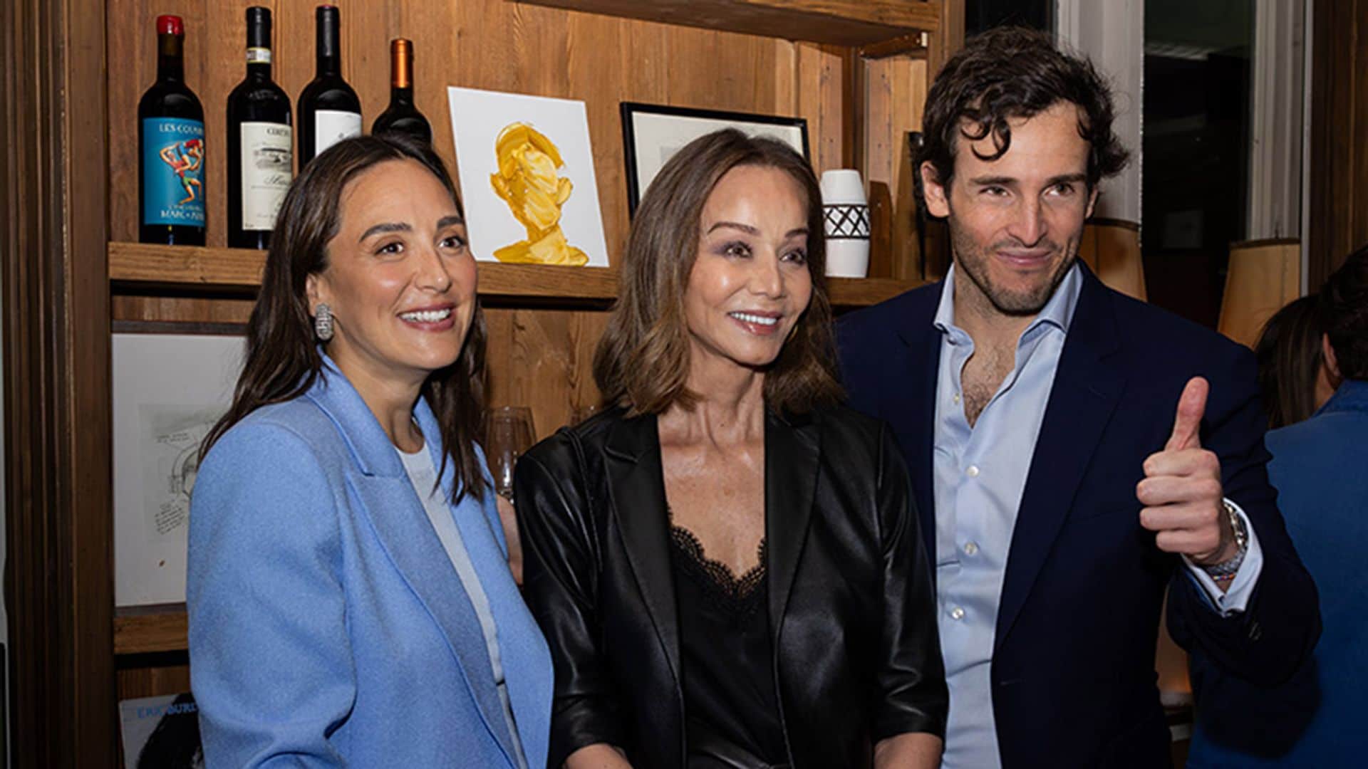 Tamara Falcó e Isabel Preysler arropan a Íñigo Onieva en la inauguración de su restaurante
