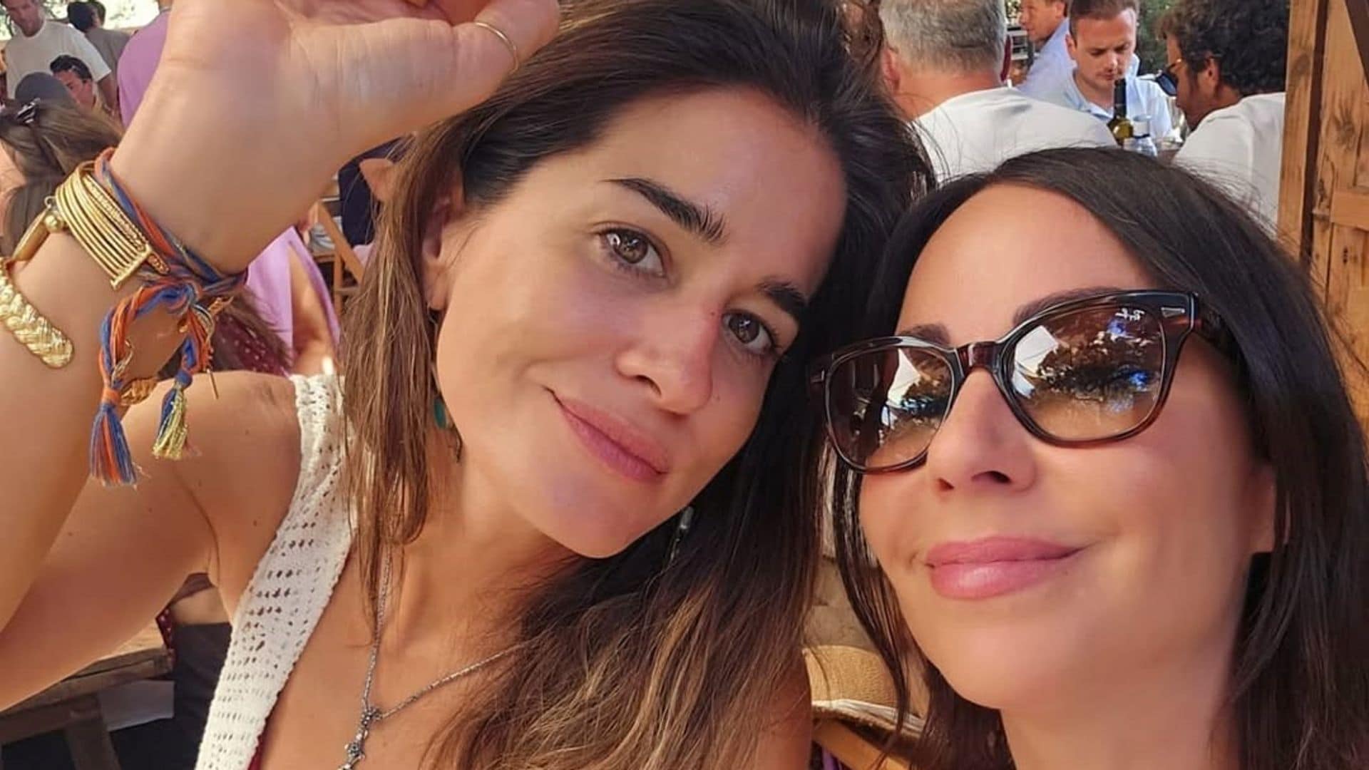 Isabel Jiménez se refugia en su tierra y sus amigas en un verano de incógnitas personales