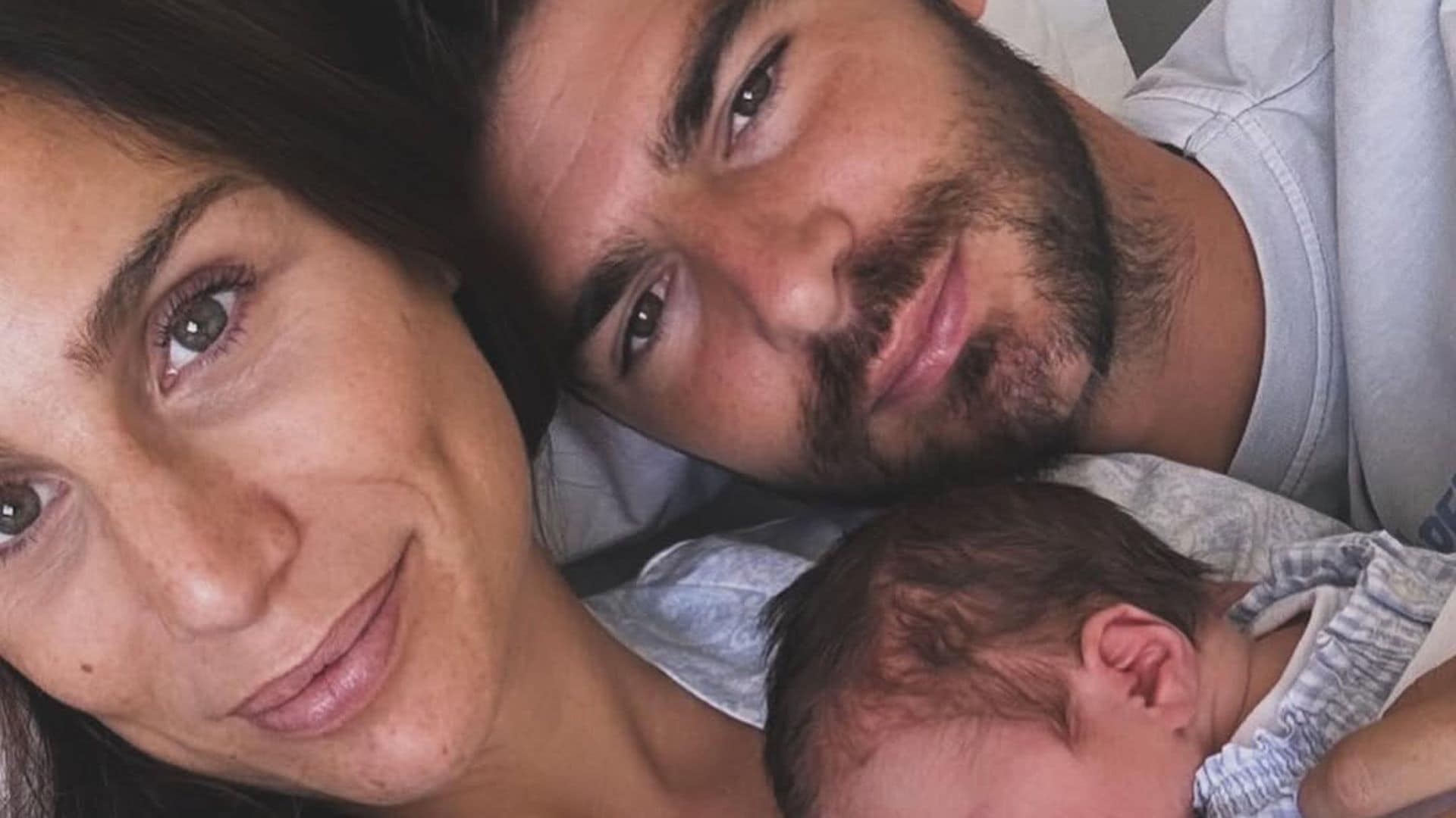 El regalo de Gonzalo Melero a Lucía Villalón en su semana más complicada: 'Diego ha estado muy malito'