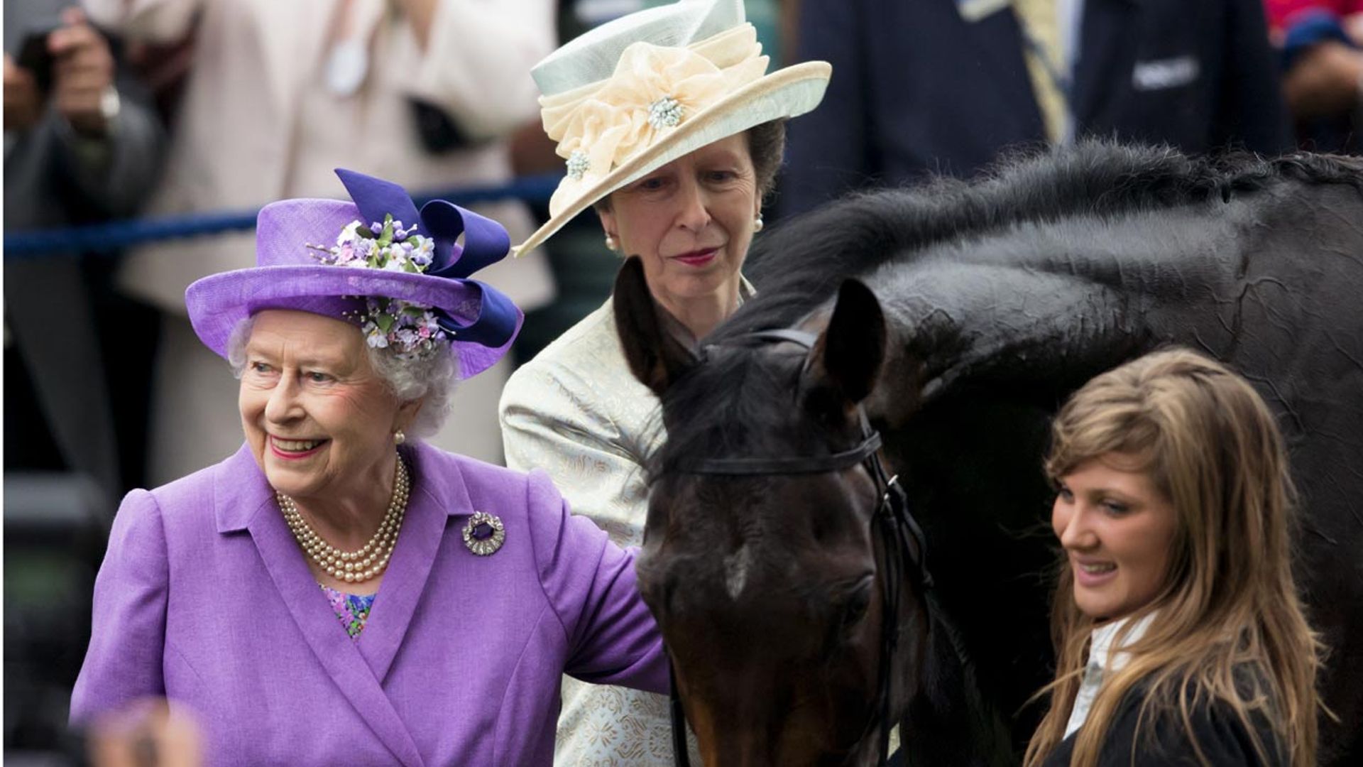 El mensaje de Isabel II tras perderse uno de sus actos más queridos