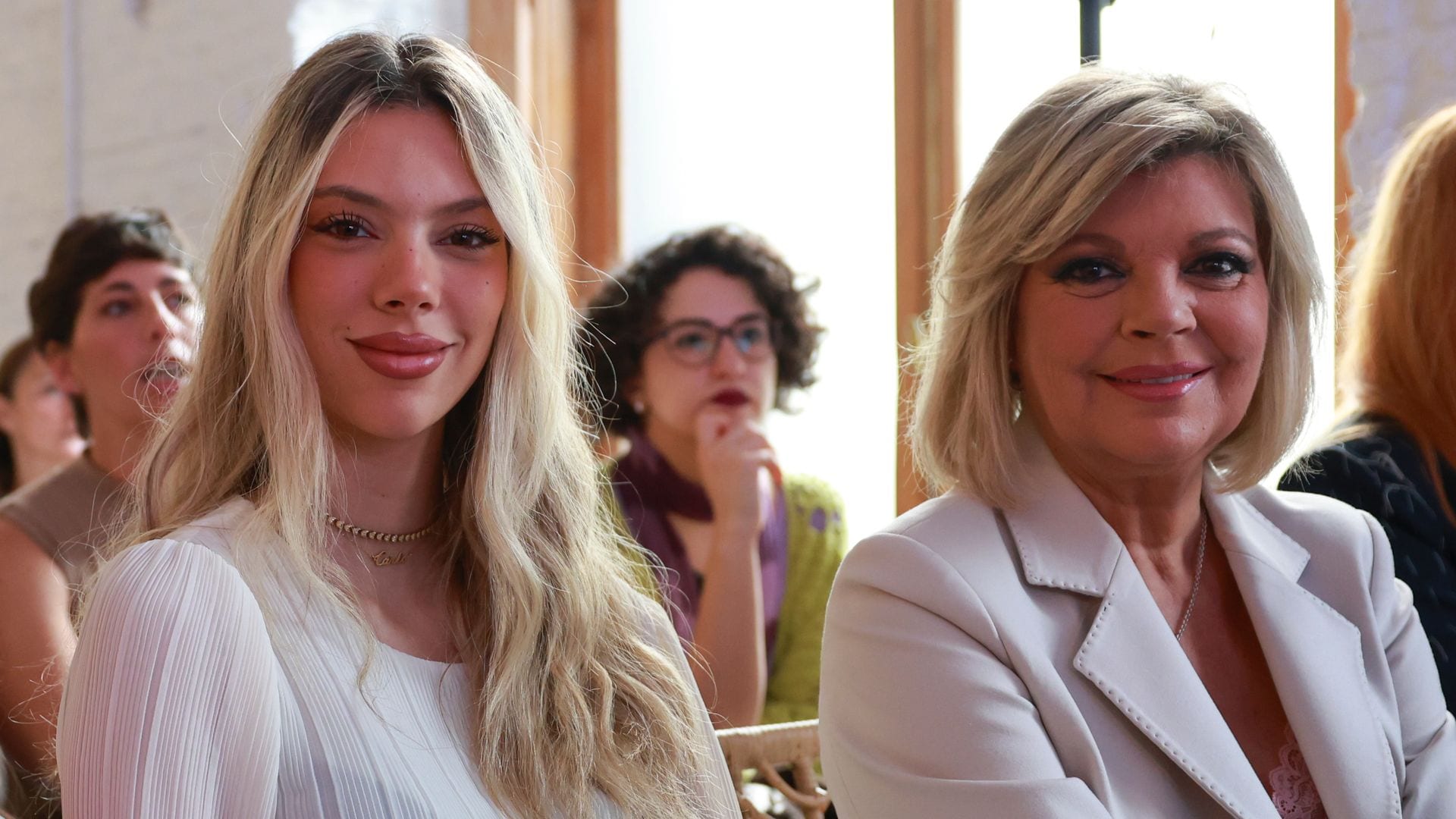 Alejandra Rubio y Terelu Campos en la campaña de Ausonia contra el Cáncer, 14 octubre de 2025.