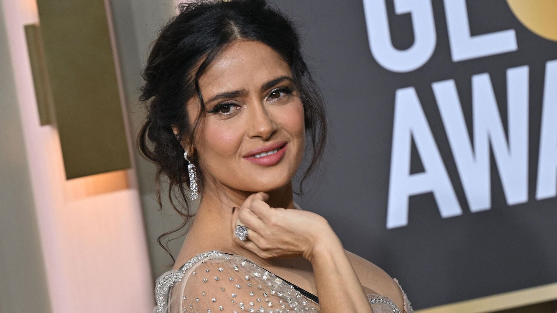Salma Hayek confiesa que no obtenía papeles de comedia por ser ‘demasiado sexy’