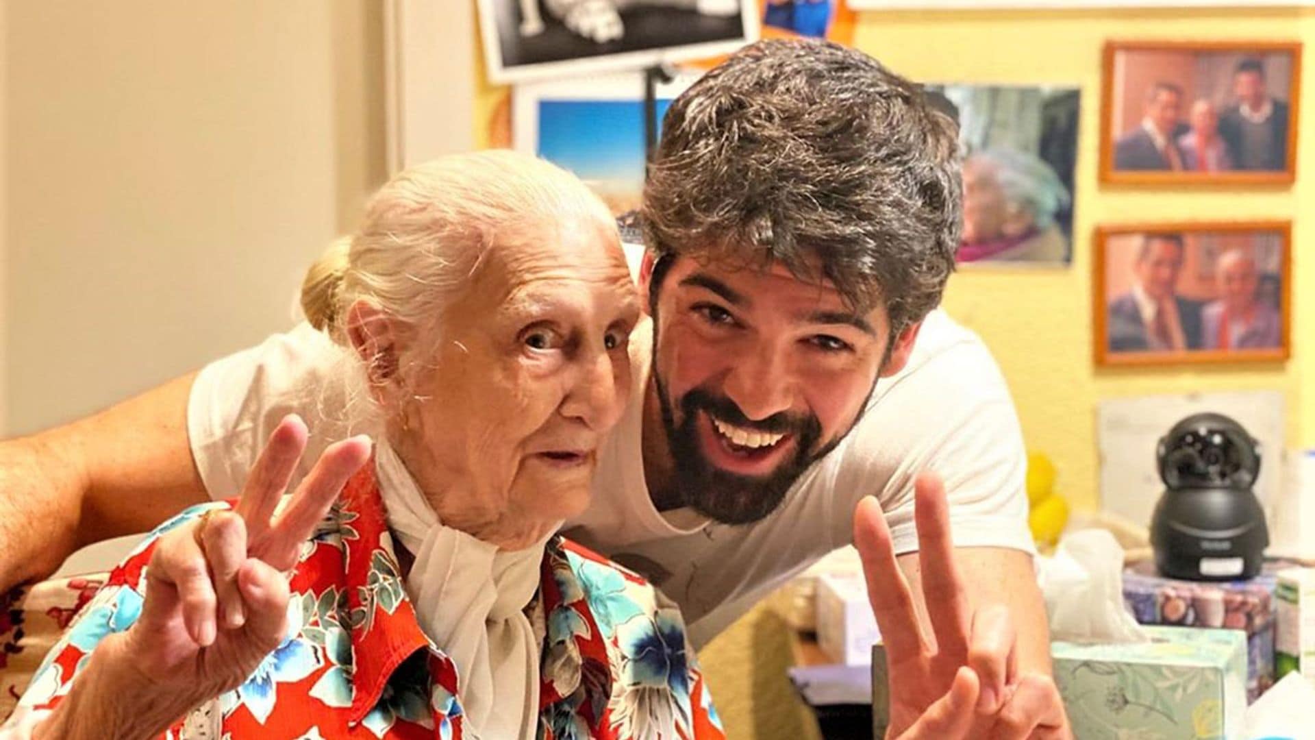 Miguel Ángel Muñoz anuncia la muerte de su querida 'Tata', a la que le dedica una conmovedora carta
