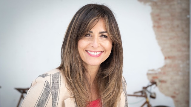Nuria Roca posando