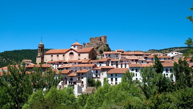 Linares de Mora, una bella villa de la sierra de Gúdar entre los pueblos más bonitos de España