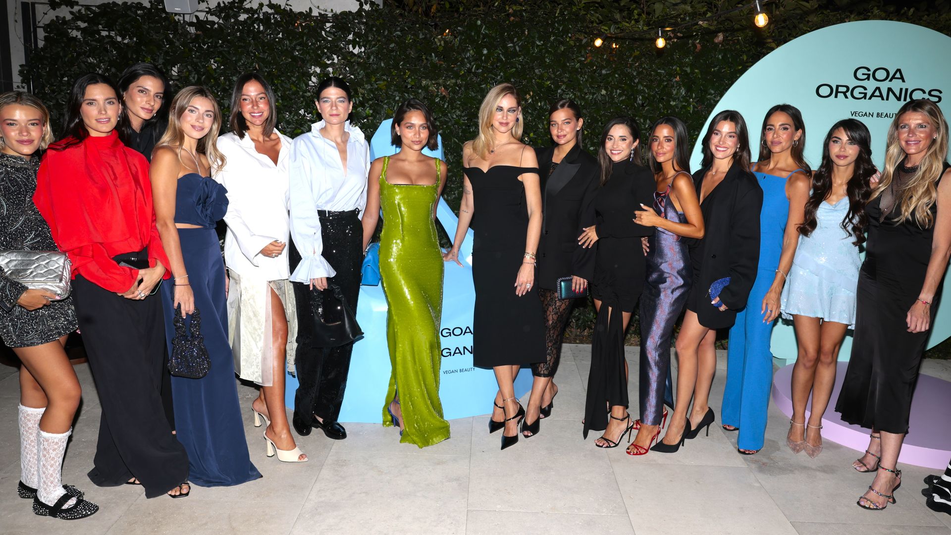 Chiara Ferragni con todas las influencers españolas que acudieron al evento de Goa Organics en Madrid el 16 se septiembre de 2024