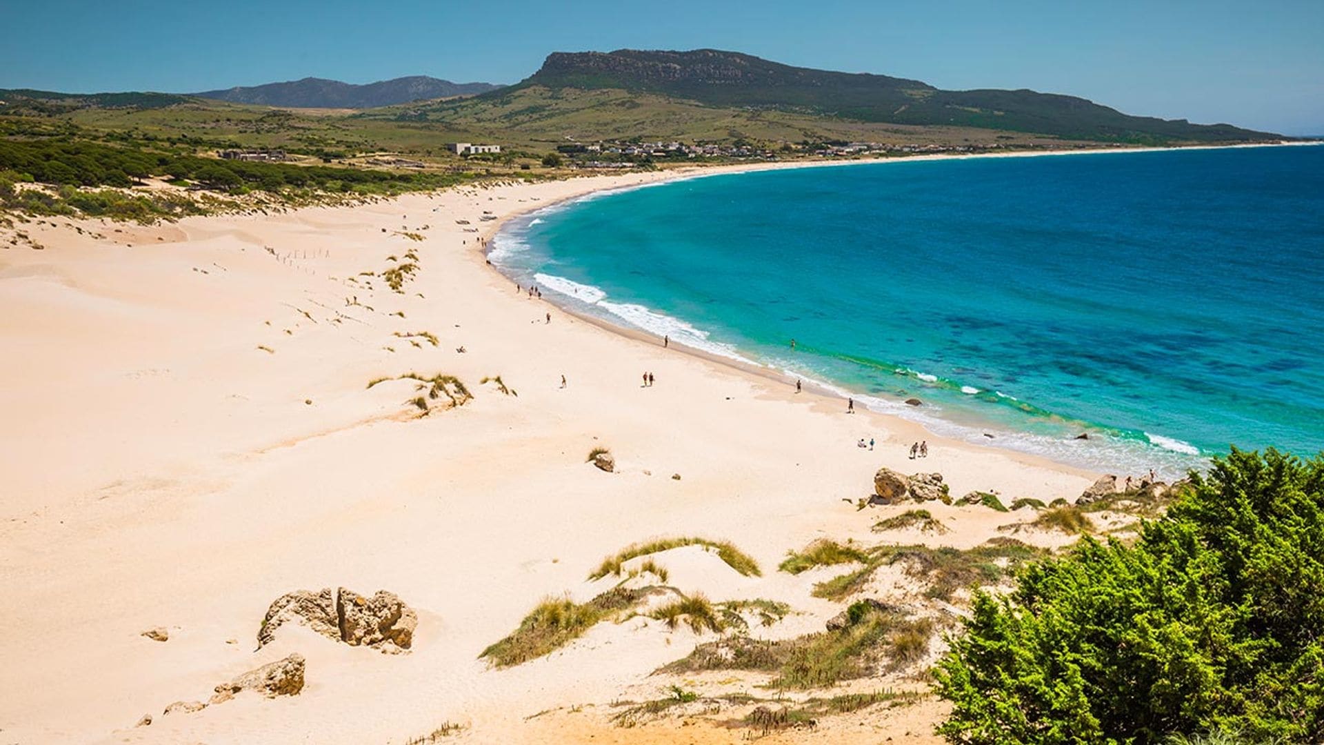 Dos en España, dos en Portugal… Diez playas elegidas las más bonitas de Europa