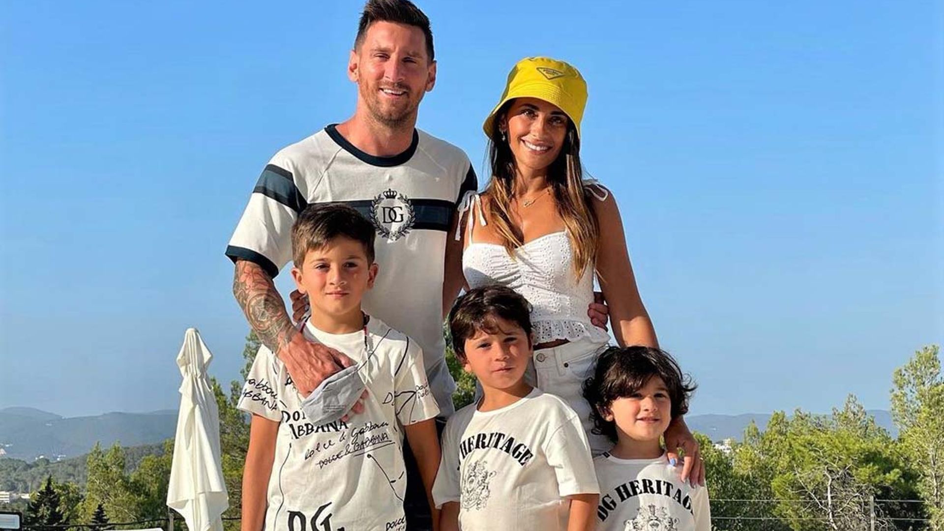 Antonela Rocuzzo presume de equipo mientras Leo Messi acapara titulares por su salida del Barcelona