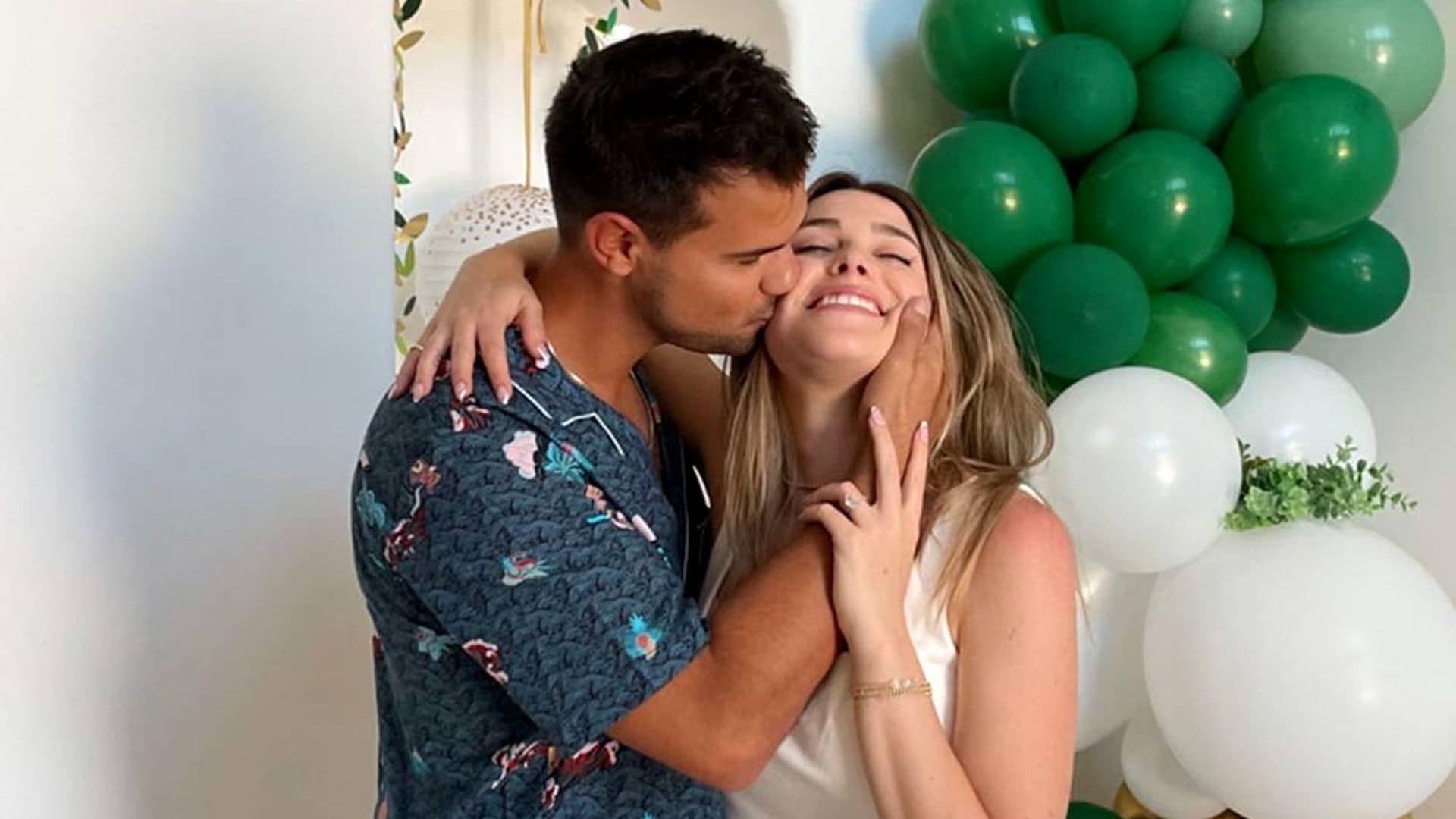 Globos, regalos y un 'brunch': la divertida fiesta de compromiso de Taylor Lautner (de 'Crepúsculo')