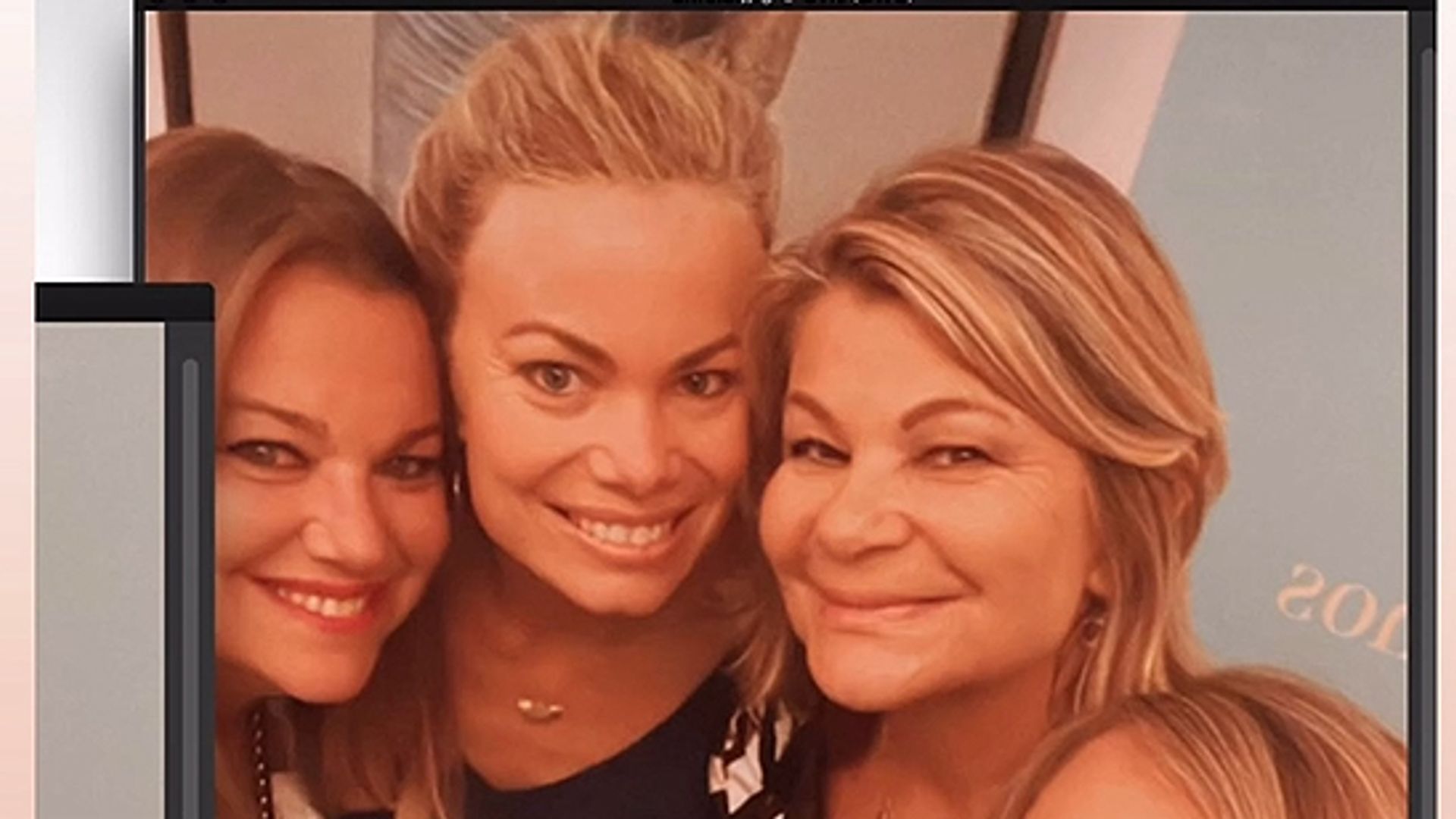 Caritina y Carla Goyanes via Instagram