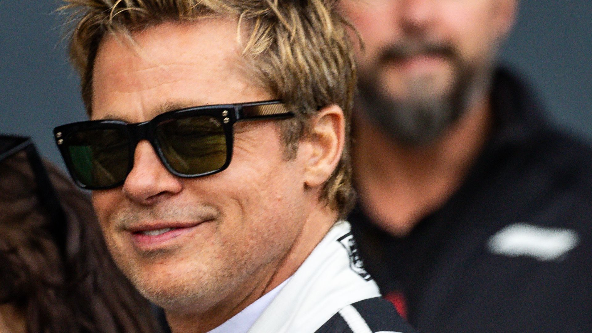 Todo vale por ver a Brad Pitt, el piloto más 'cool' de la Fórmula 1 en Silverstone