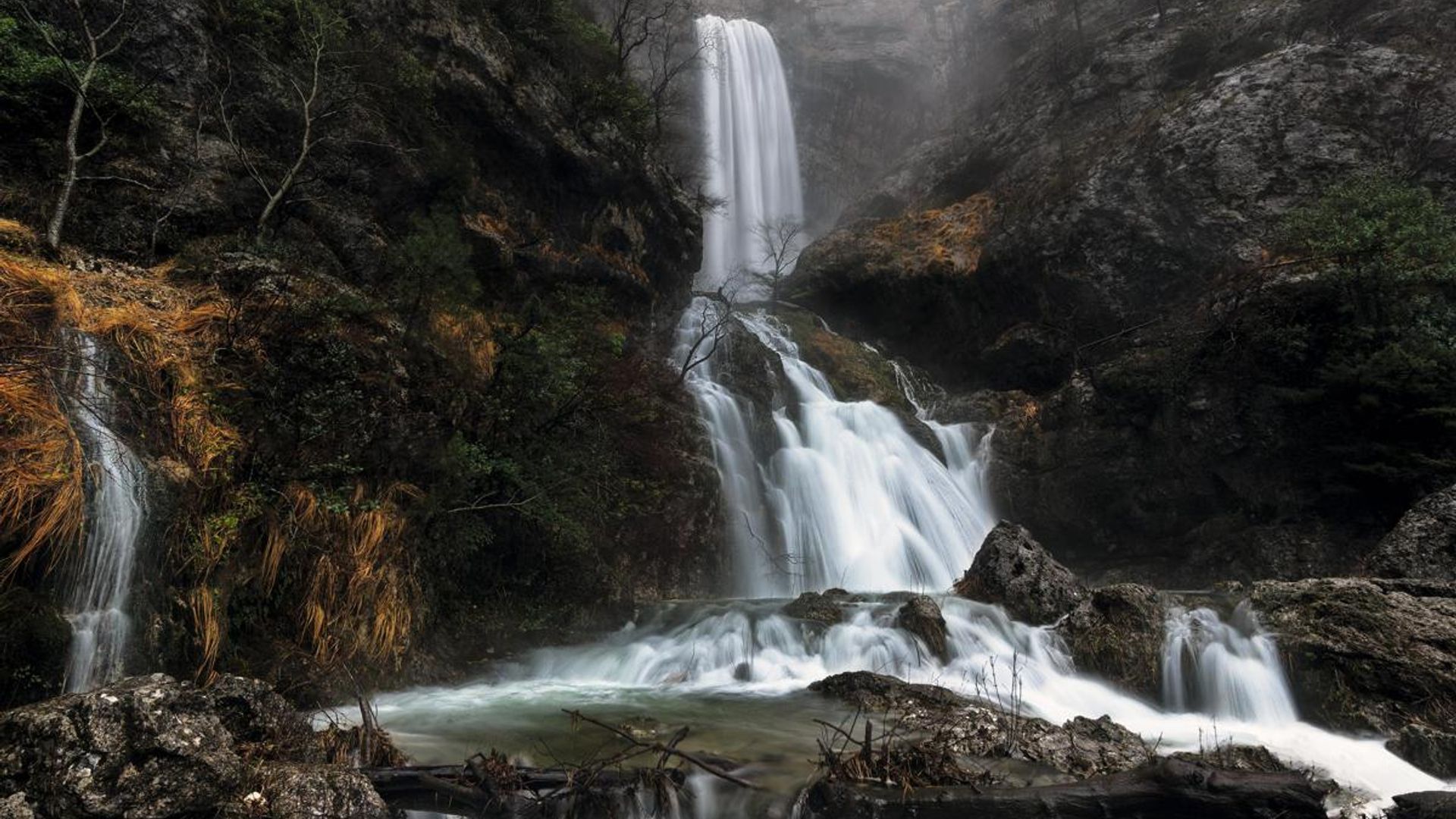 Majestuosas, mágicas y de vértigo, así son las cascadas más altas de nuestro país