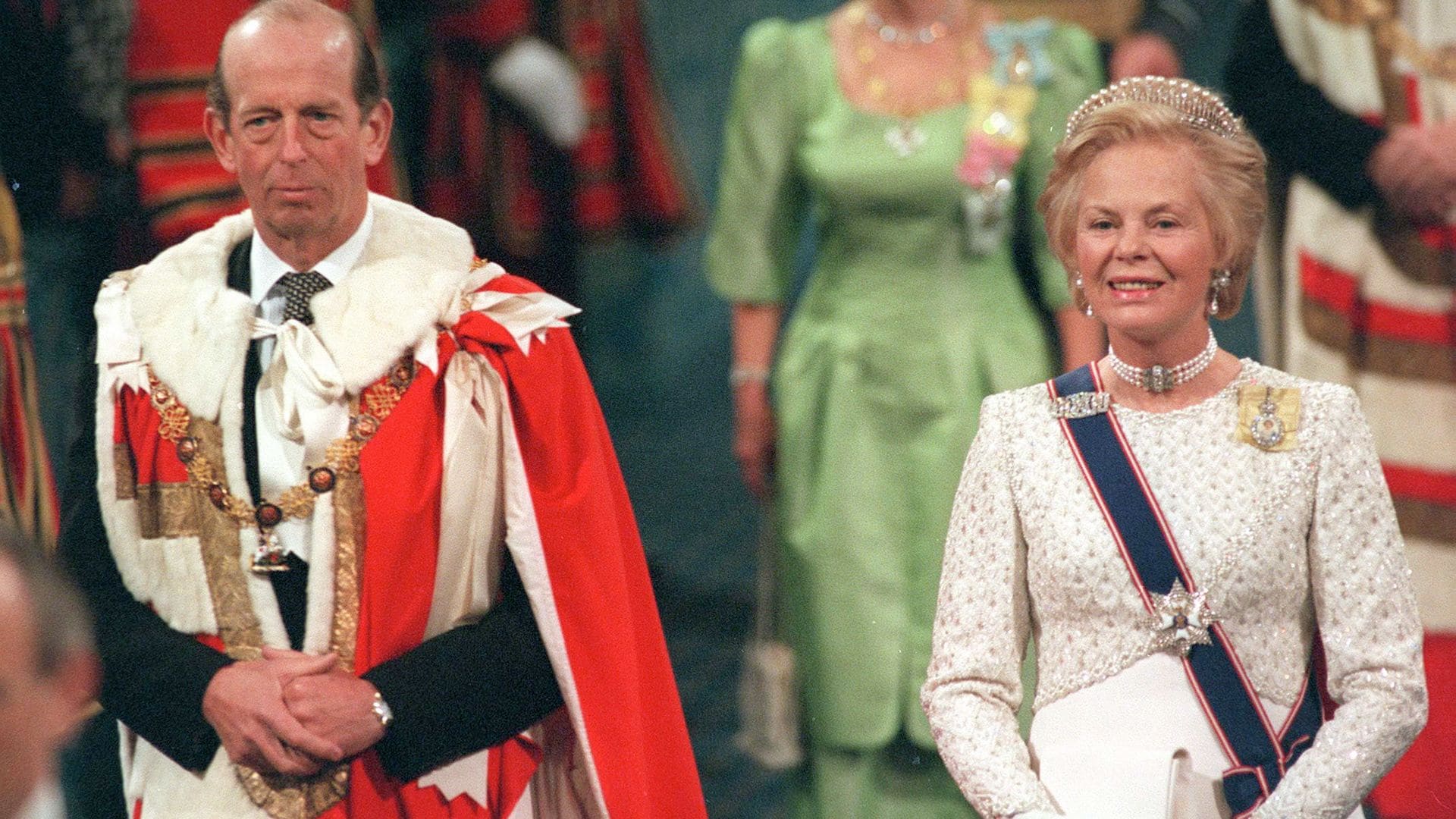 Los duques de Kent en la Apertura del Parlamento Británico de 1995, el acto de mayor relevancia institucional que se le reserva al soberano británico