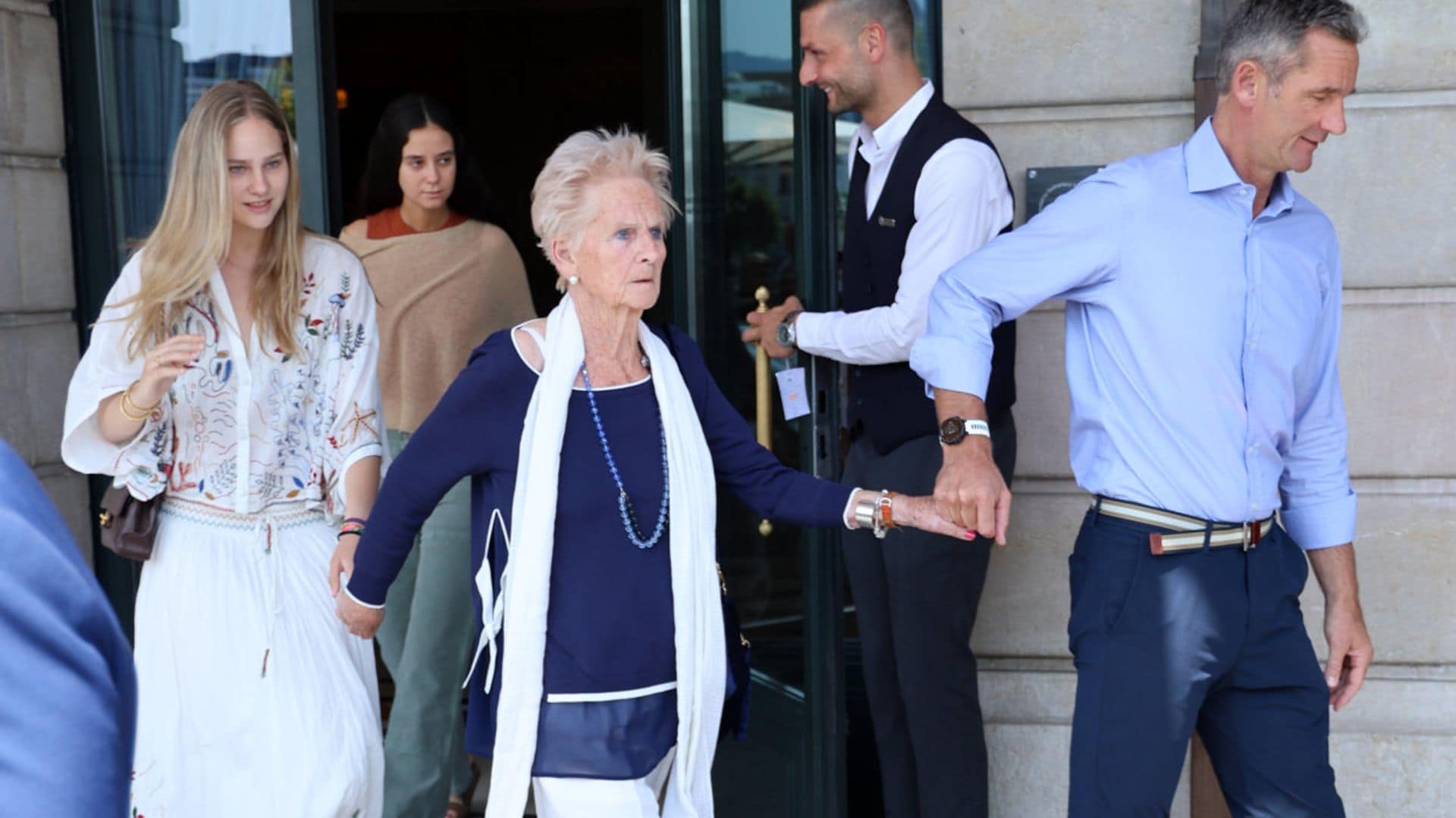 Te contamos cómo se sentaron la infanta Cristina e Iñaki Urdangarin en la graduación de su hija
