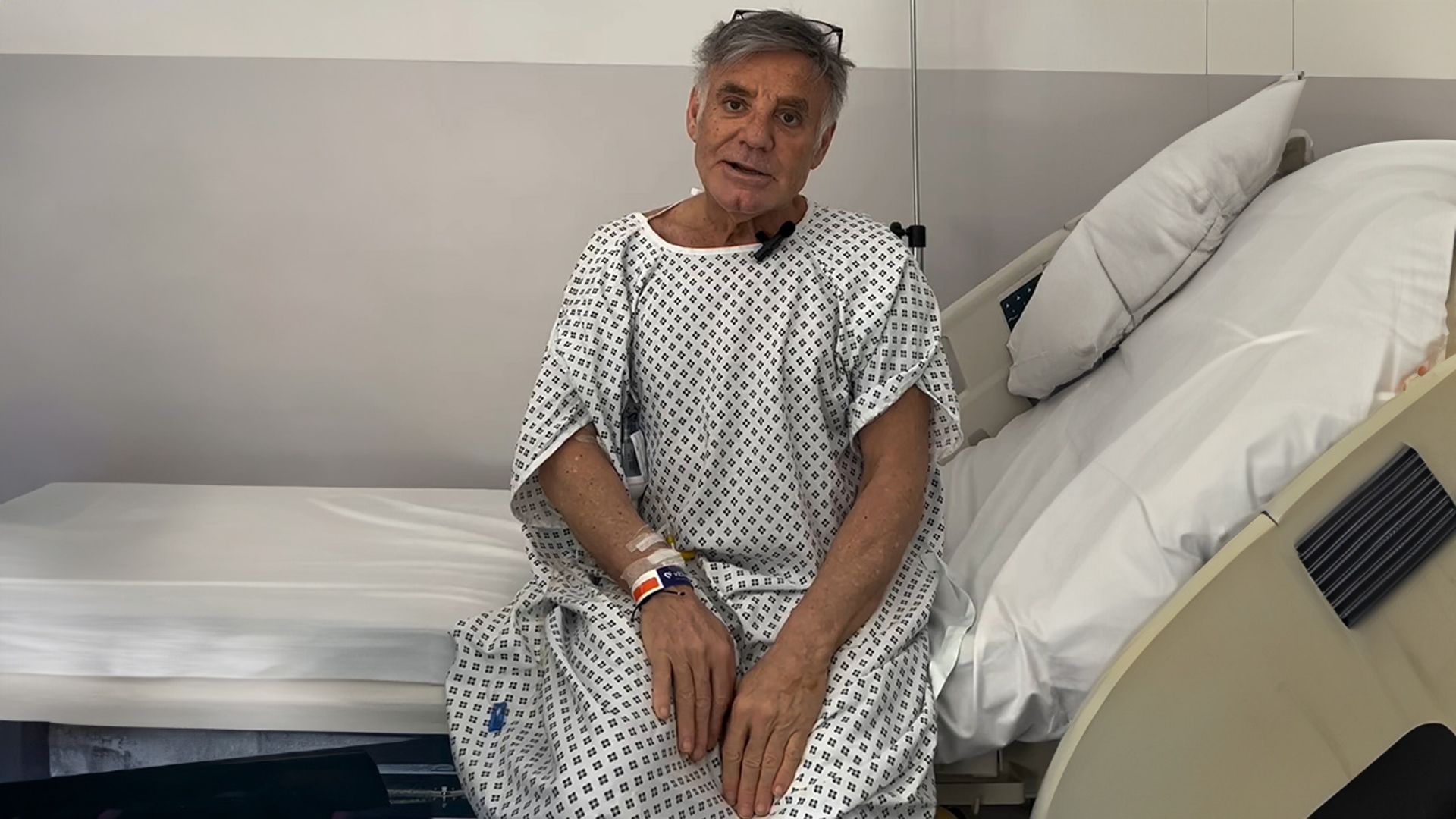 Joaquín Torres se somete a una cuarta cirugía tras su accidente de moto: 'Los meses más duros de mi vida'