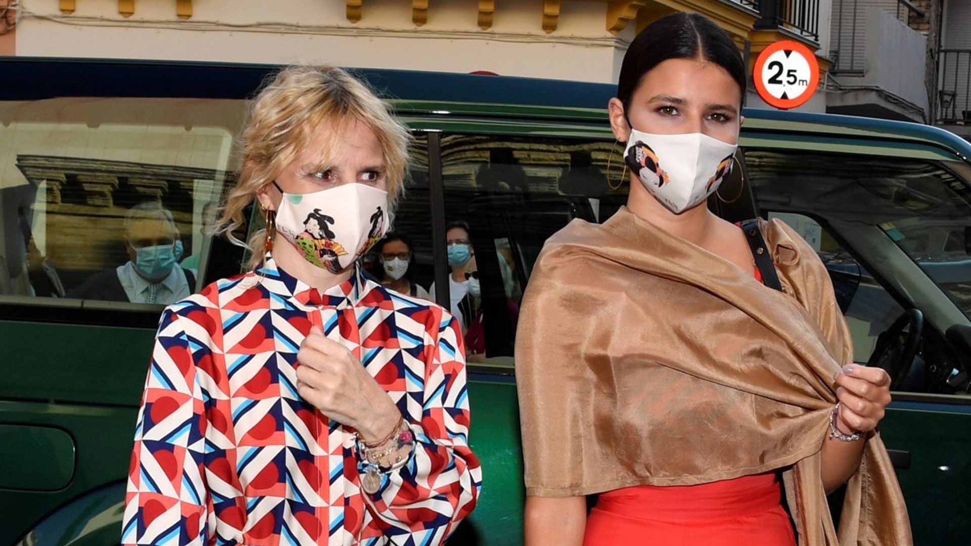 Tana Rivera y Eugenia Martínez de Irujo comparten estilo y confidencias durante sus vacaciones en Marbella